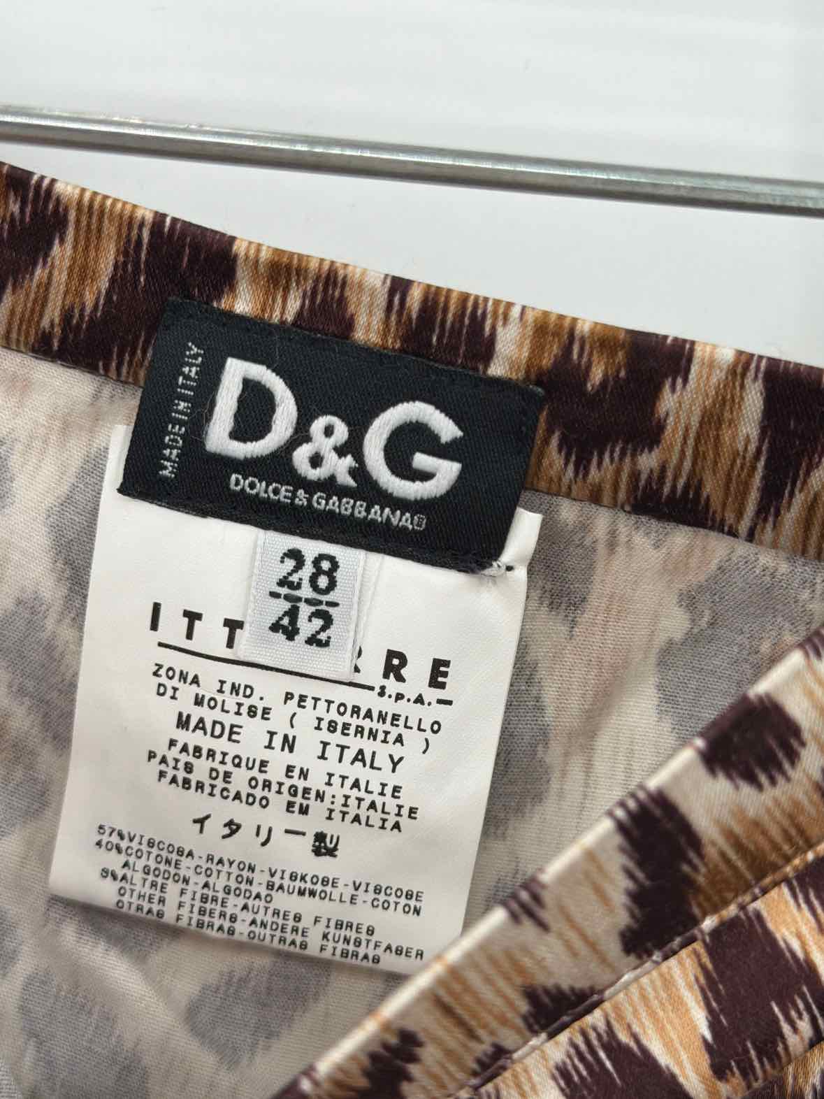 Pre-Owned Dolce & Gabbana Brown Size 42 Leopard Pencil Skirt | True Fashionistas.