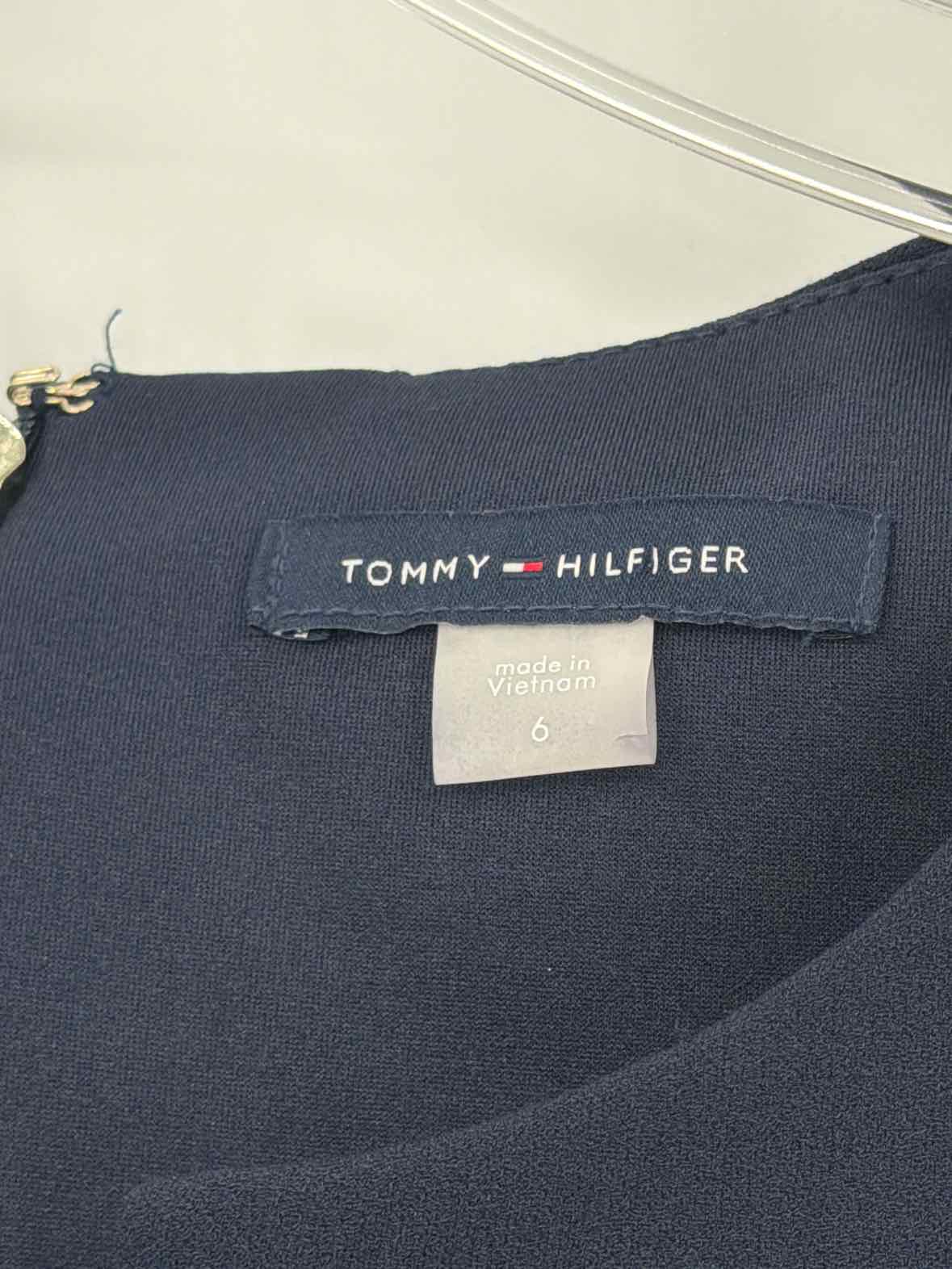 Pre-Owned Tommy Hilfiger Navy Size 6 Short Sleeveless Dress | True Fashionistas.