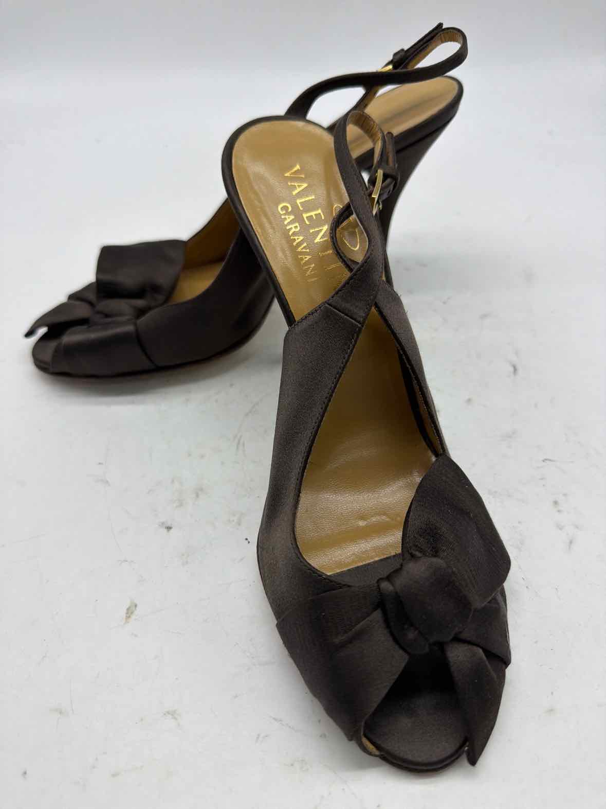 Pre-Owned Valentino Brown Size 7.5 Slingback Heels | True Fashionistas.