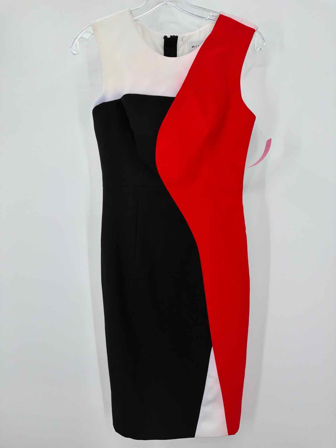 Pre-Owned Milly Black Size 2 Short Long Sleeve Dress | True Fashionistas.