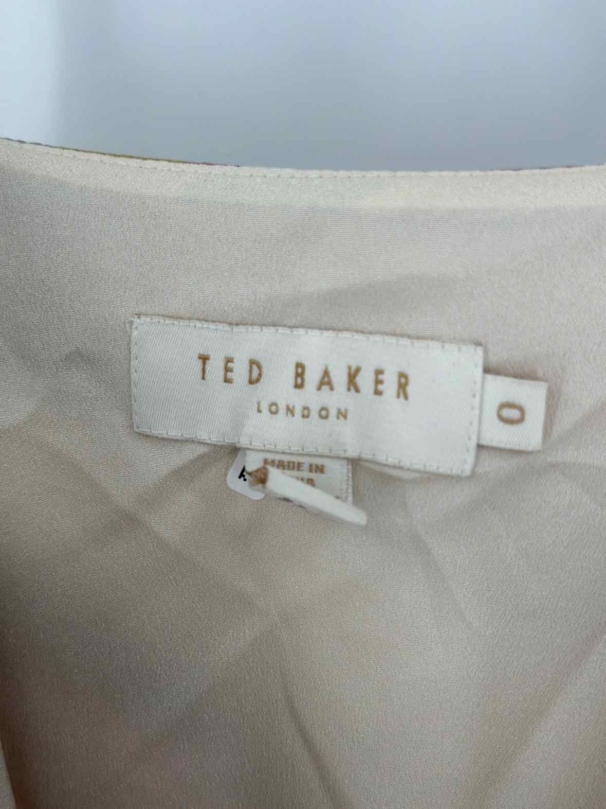 Pre-Owned Ted Baker Pink Size 0/2 Long Sleeveless Dress | True Fashionistas.