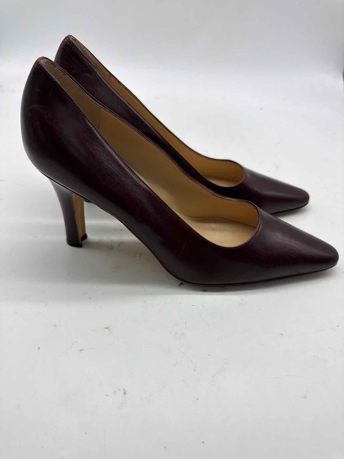 Pre-Owned Manolo Blahnik Purple Size 36.5 Pump Heels | True Fashionistas.