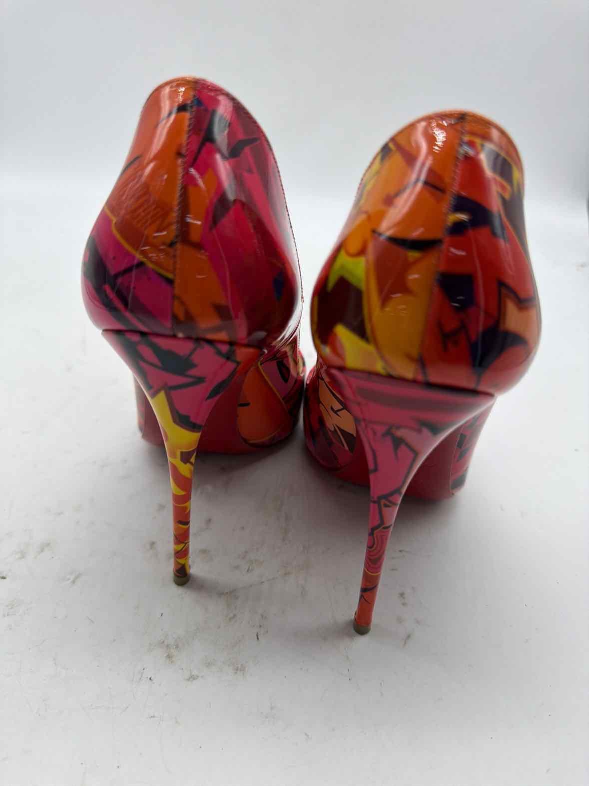 Pre-Owned Christian Louboutin Pink Size 36.5 Stiletto Heels | True Fashionistas.