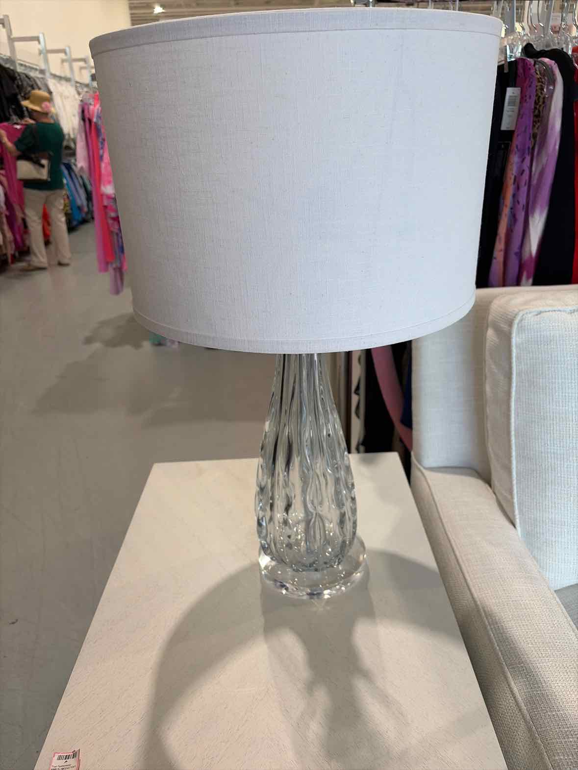 Clear Crystal Accent Lamp | True Fashionistas.