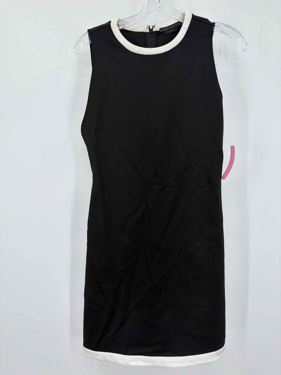 Pre-Owned Alice + Olivia Black Size 4 Short Sleeveless Dress | True Fashionistas.