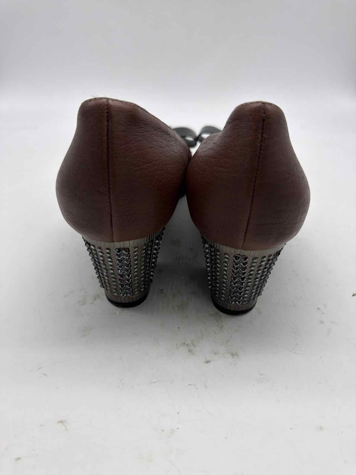Pre-Owned Lanvin Brown Size 12 Block Heels | True Fashionistas.