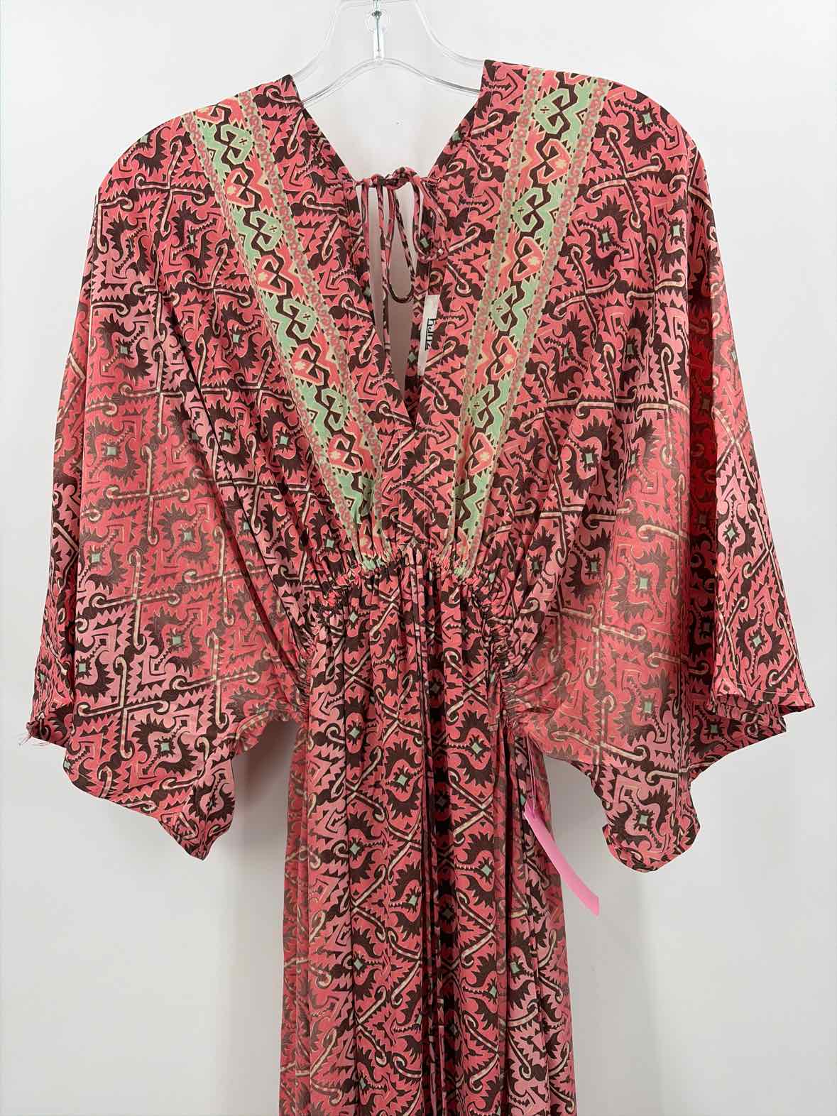 Pre-Owned Zury Pink Size One Size Maxi Short Sleeve Dress | True Fashionistas.