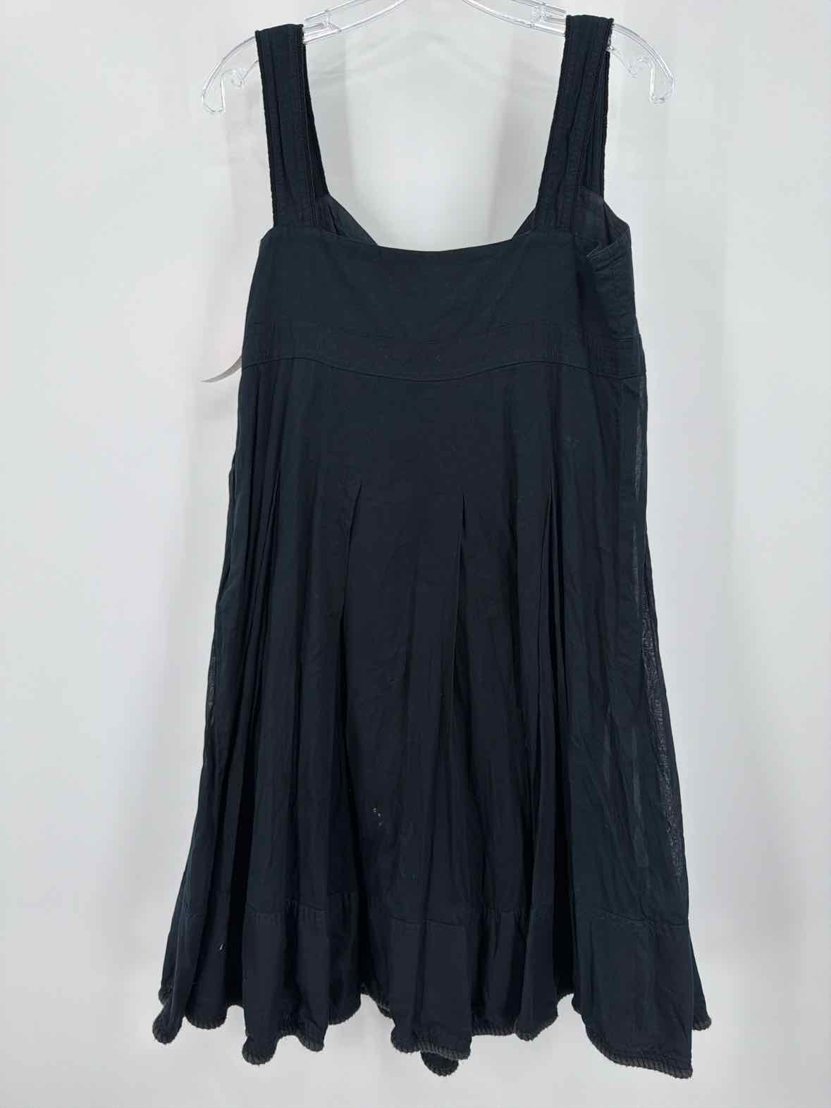 Pre-Owned Burberry Black Size 12 Short Sleeveless Dress | True Fashionistas.