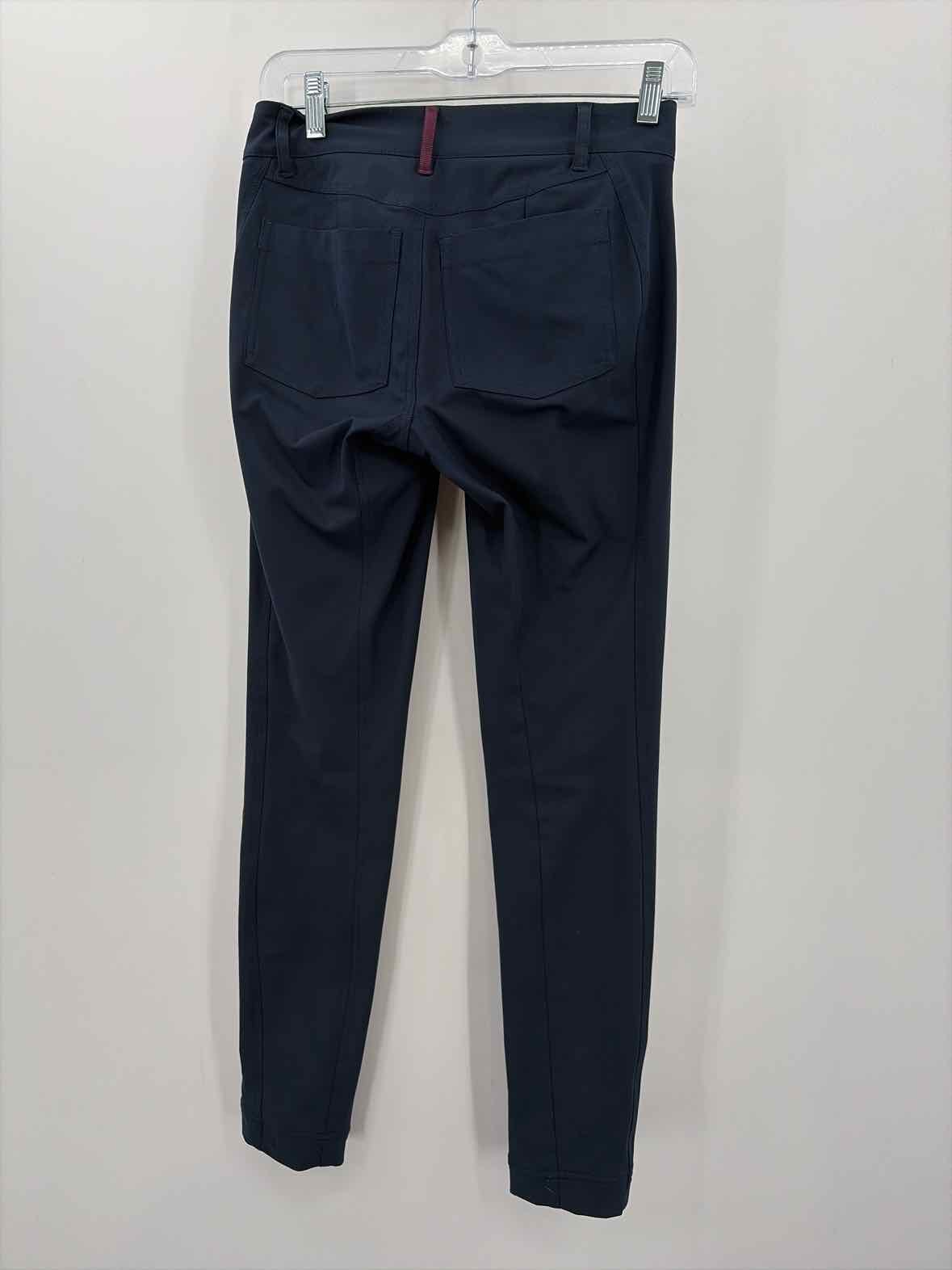 Pre-Owned Lululemon Navy Size 4 Dress Pants | True Fashionistas.