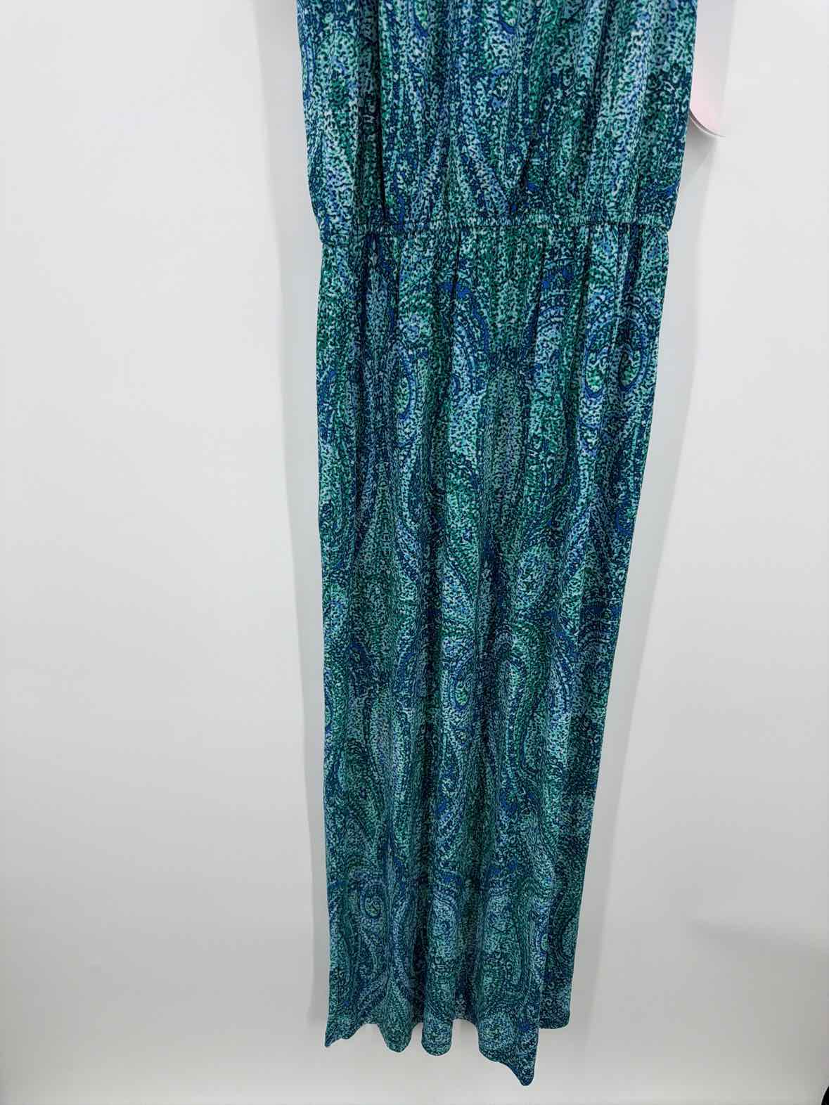 Pre-Owned En Focus Blue Size 8 Long Sleeveless Dress | True Fashionistas.