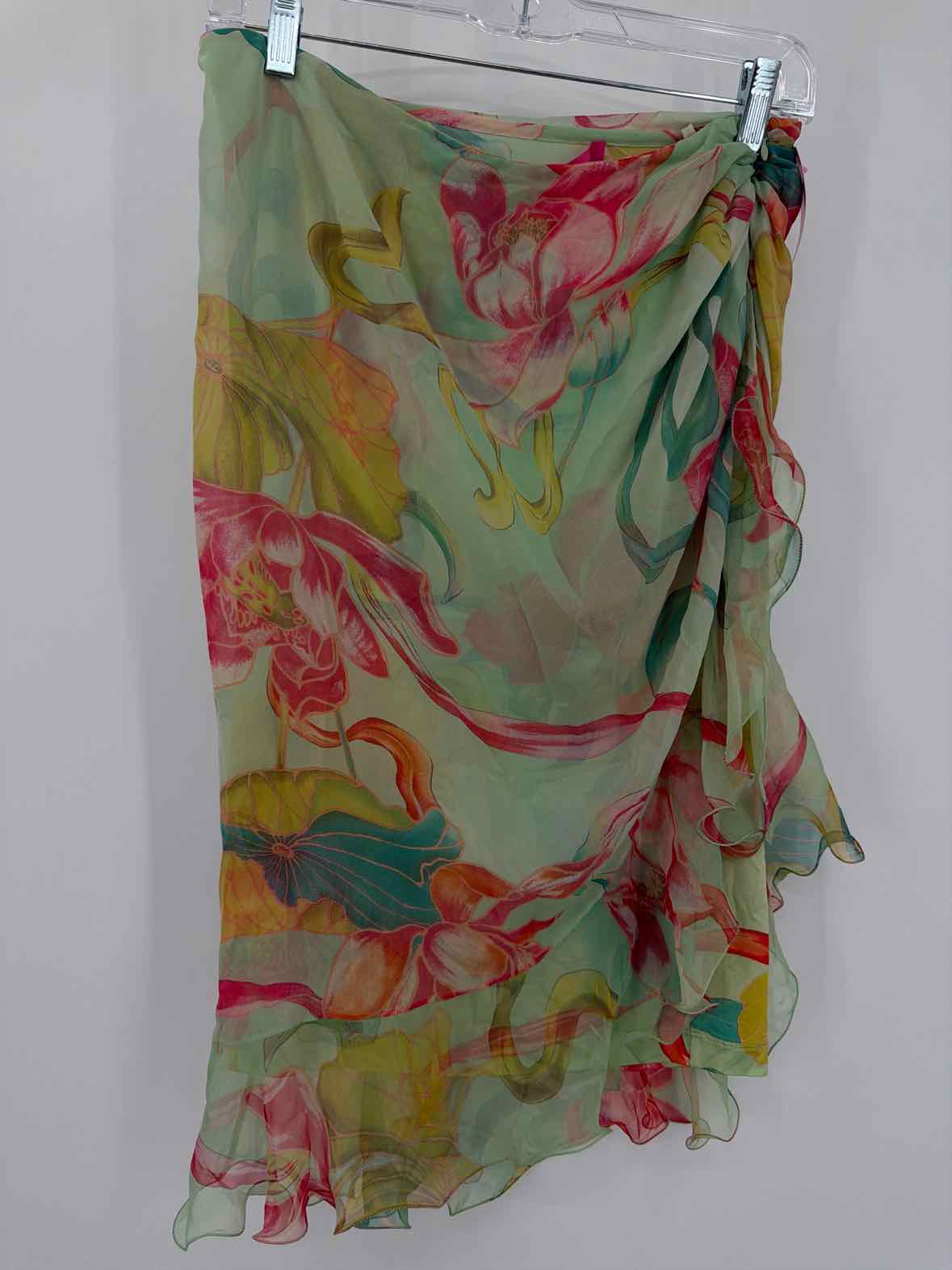 Pre-Owned Emanuel Ungaro Green Size 38 Pencil Skirt | True Fashionistas.