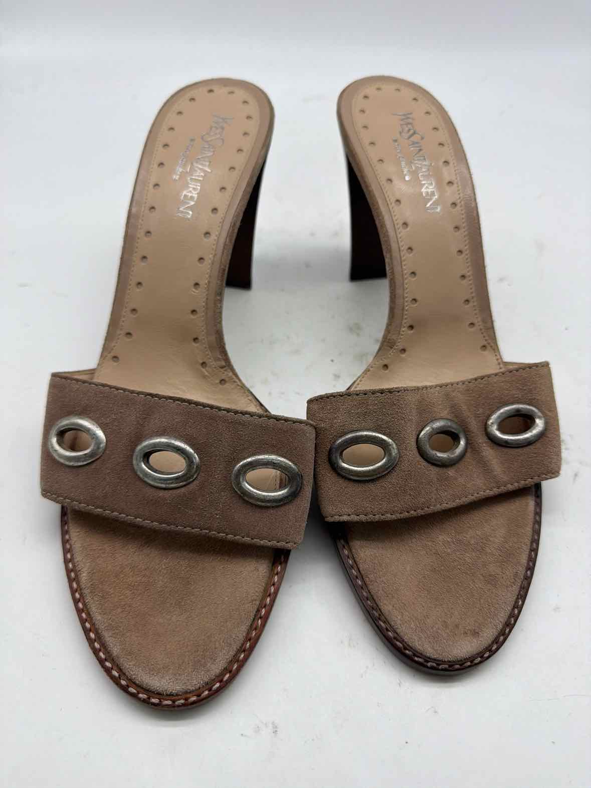 Pre-Owned Yves Saint Laurent Tan Size 41 Mule Heels | True Fashionistas.