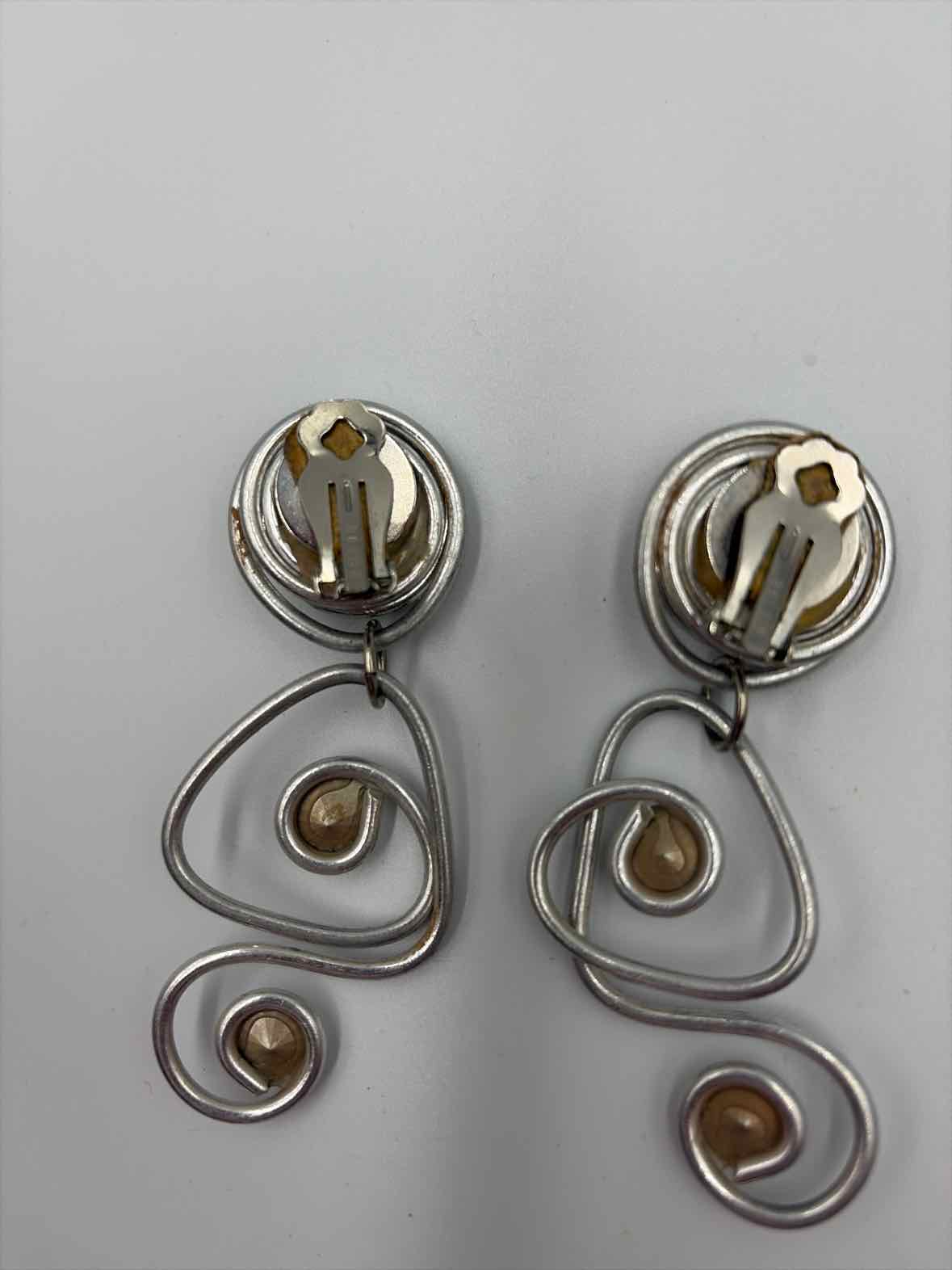Jeff Lieb Silver clip Drop Earrings | True Fashionistas.