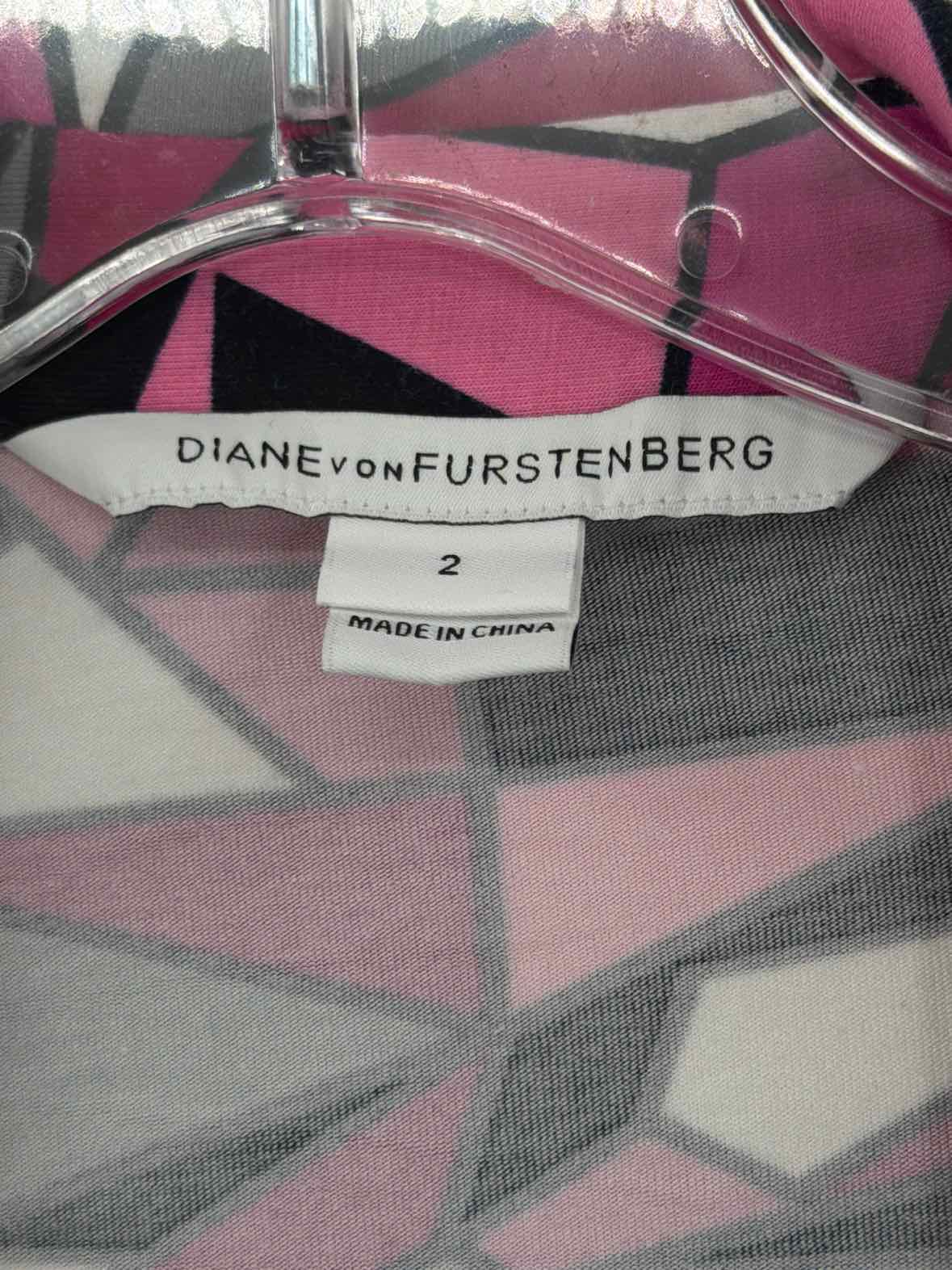 Pre-Owned Diane Von Furstenberg Purple Size 2 Wrap Short Long Sleeve Dress | True Fashionistas.
