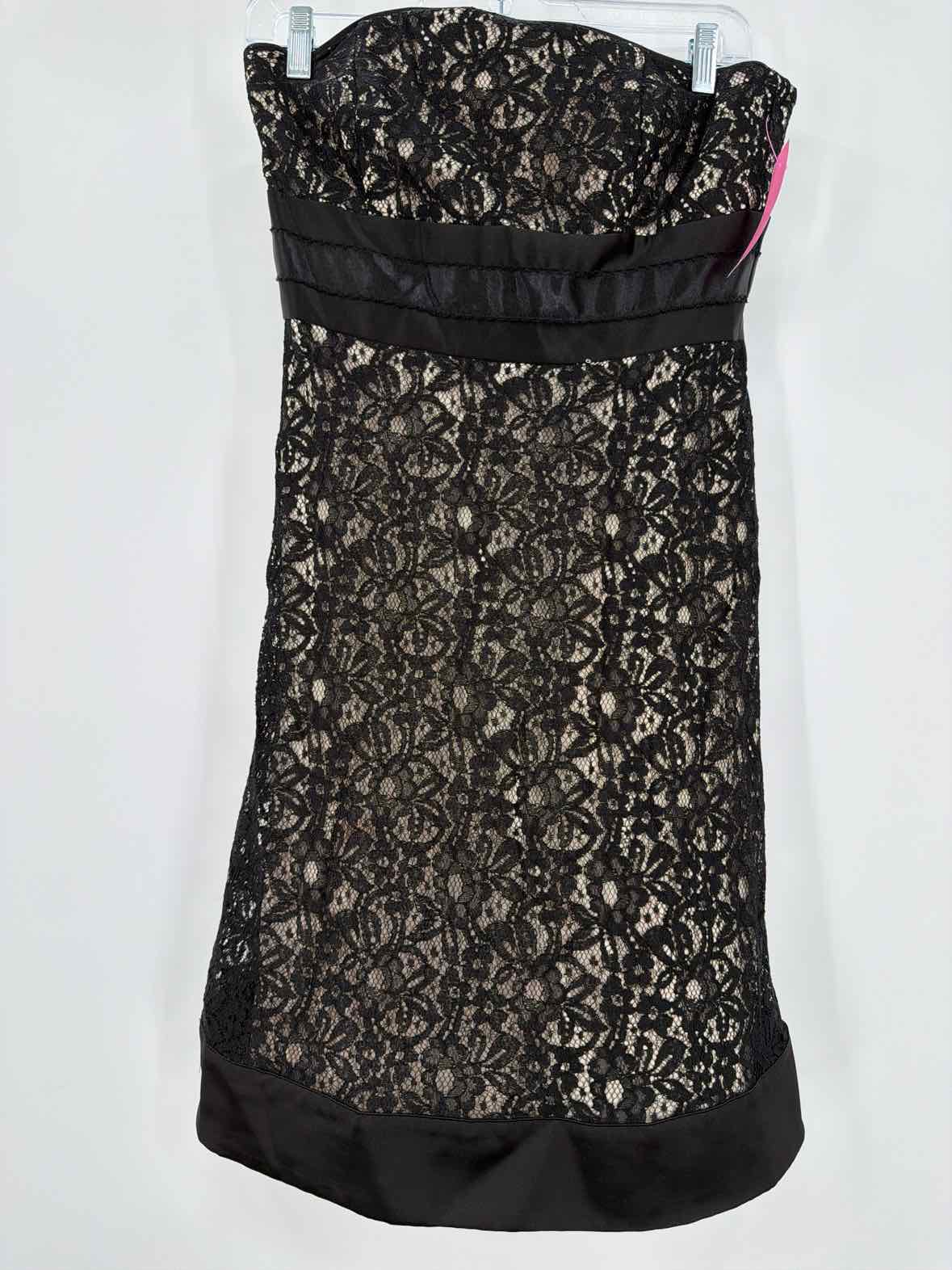 Pre-Owned WHBM Black Size 4 Lace Cocktail Short Strapless Dress | True Fashionistas.