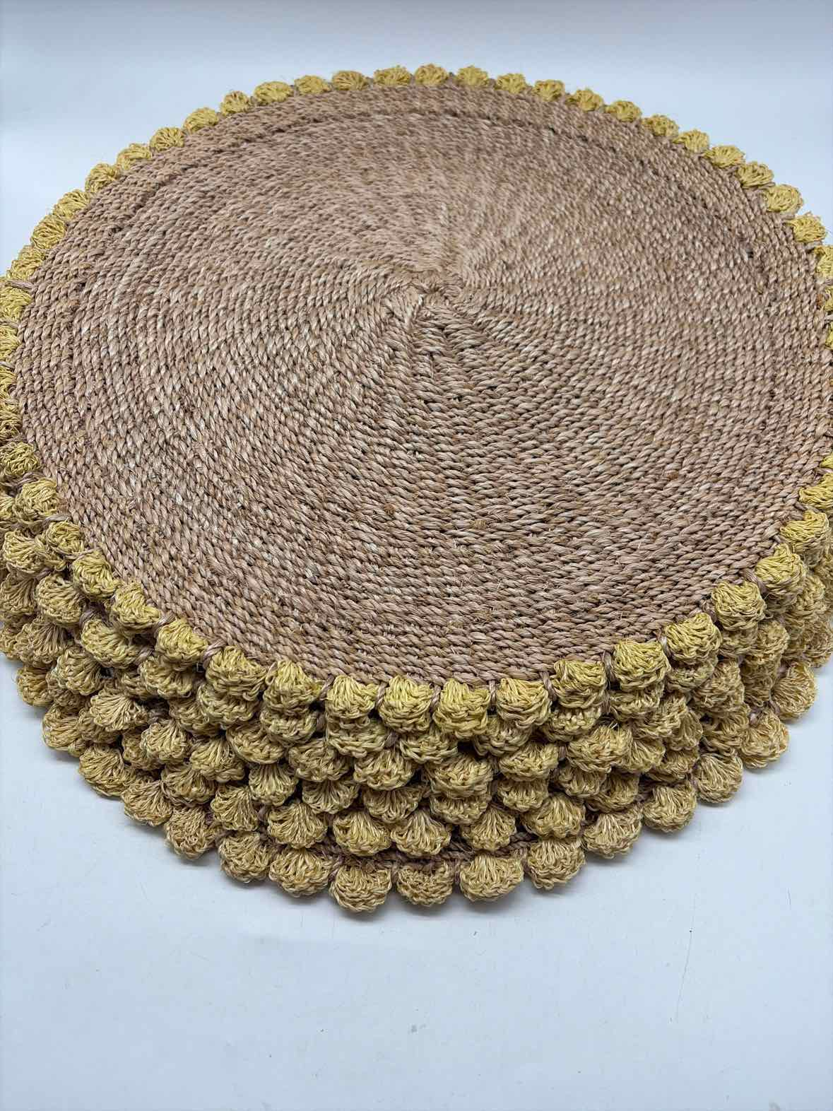 6 Natural Fiber Placemats With Yellow Border | True Fashionistas.