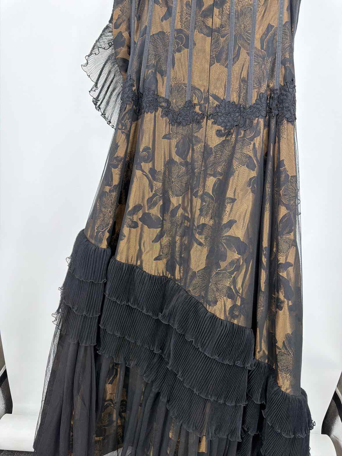 Pre-Owned Jovani Black Size 14 Lace Goddess Long Evening Gown | True Fashionistas.