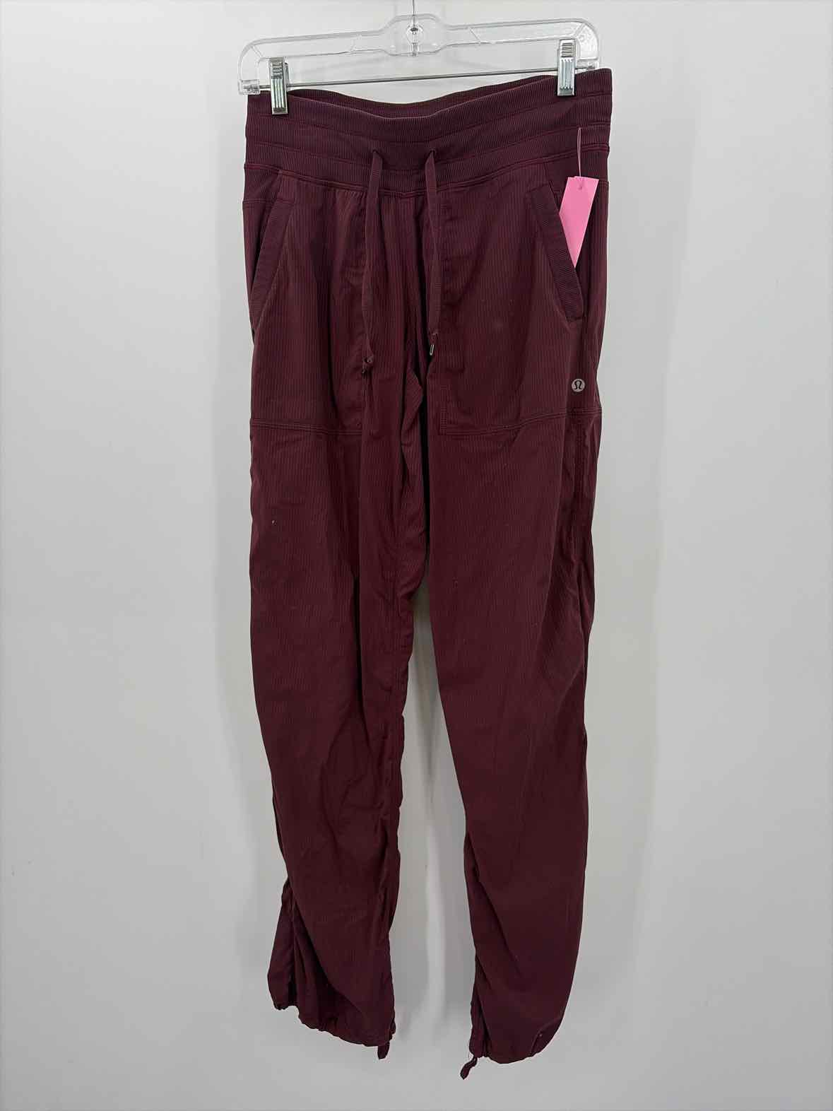 Pre-Owned Lululemon Red Size 6 Athletic Pants | True Fashionistas.