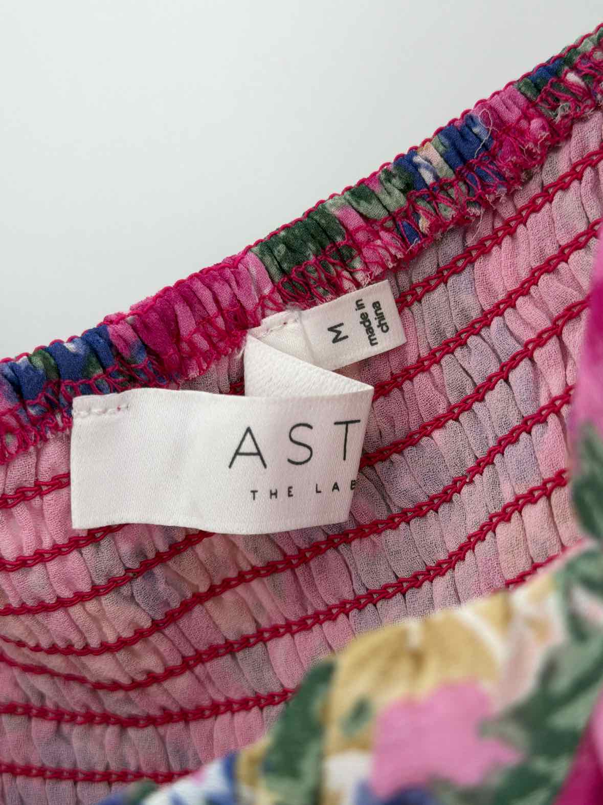 Pre-Owned ASTR Purple Size Medium Blouse | True Fashionistas.