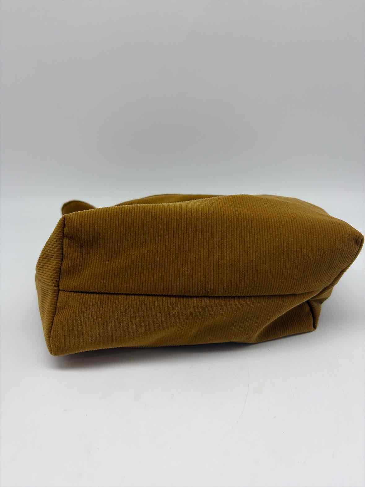 Pre-Owned Merit Tan Small Handbag Small Handbag | True Fashionistas.
