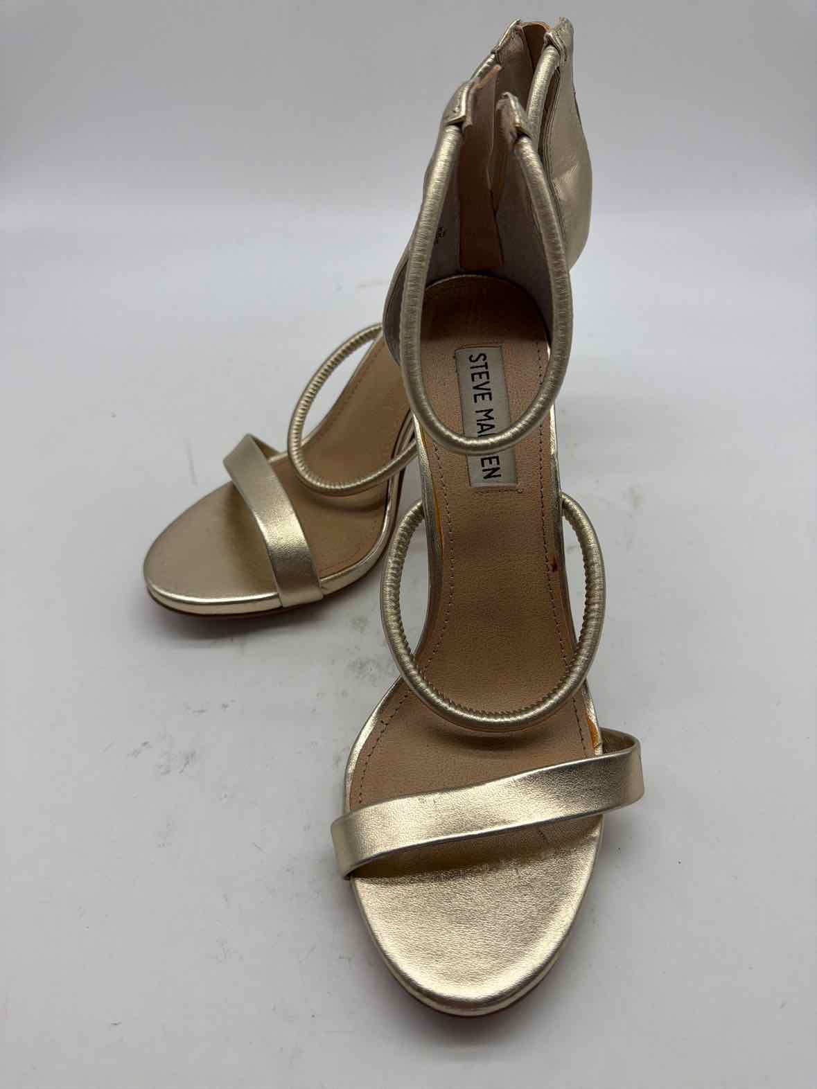 Pre-Owned Steve Madden Gold Size 8 Strappy Heels | True Fashionistas.
