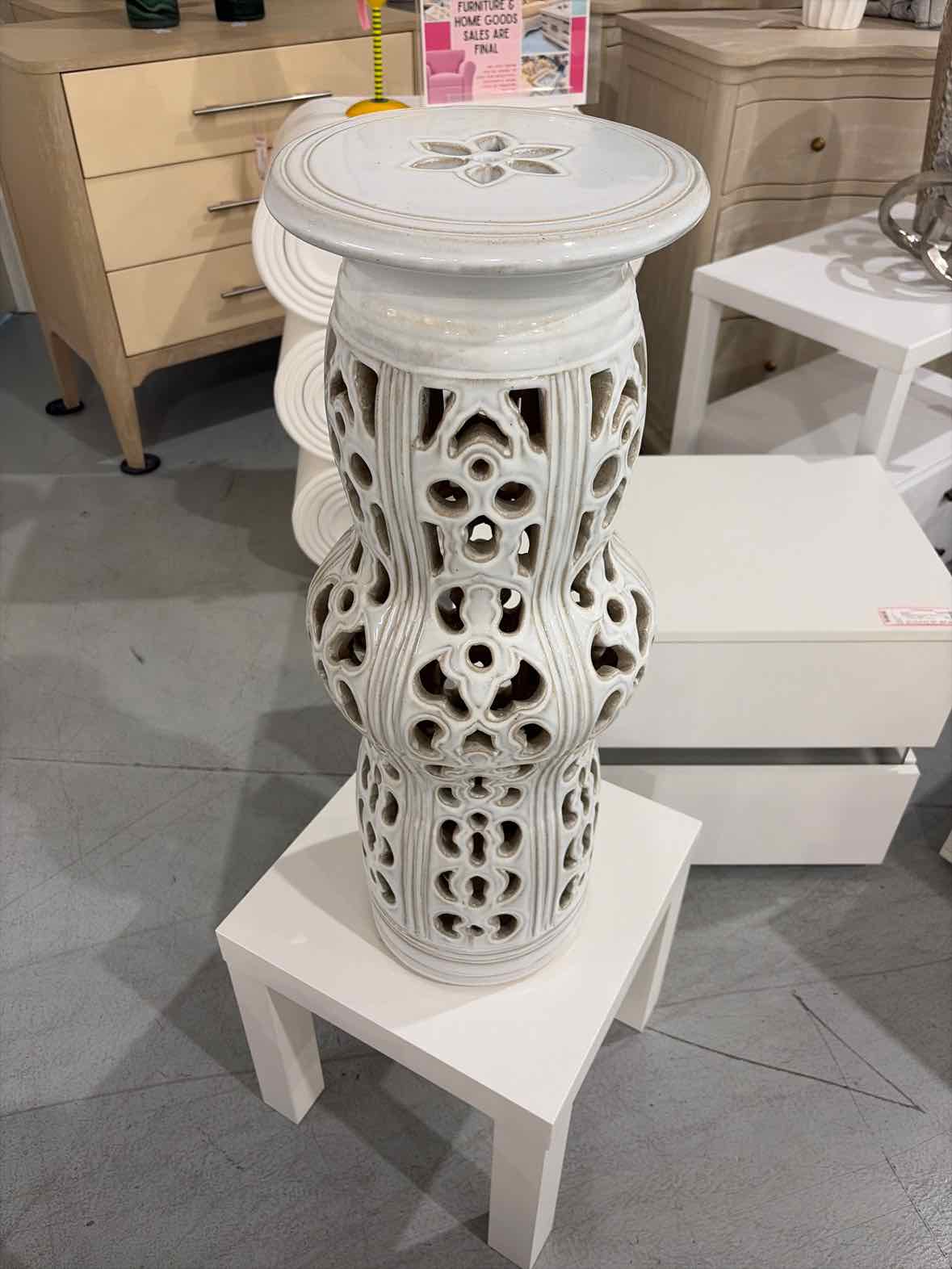 White Ceramic Garden Stool | True Fashionistas.