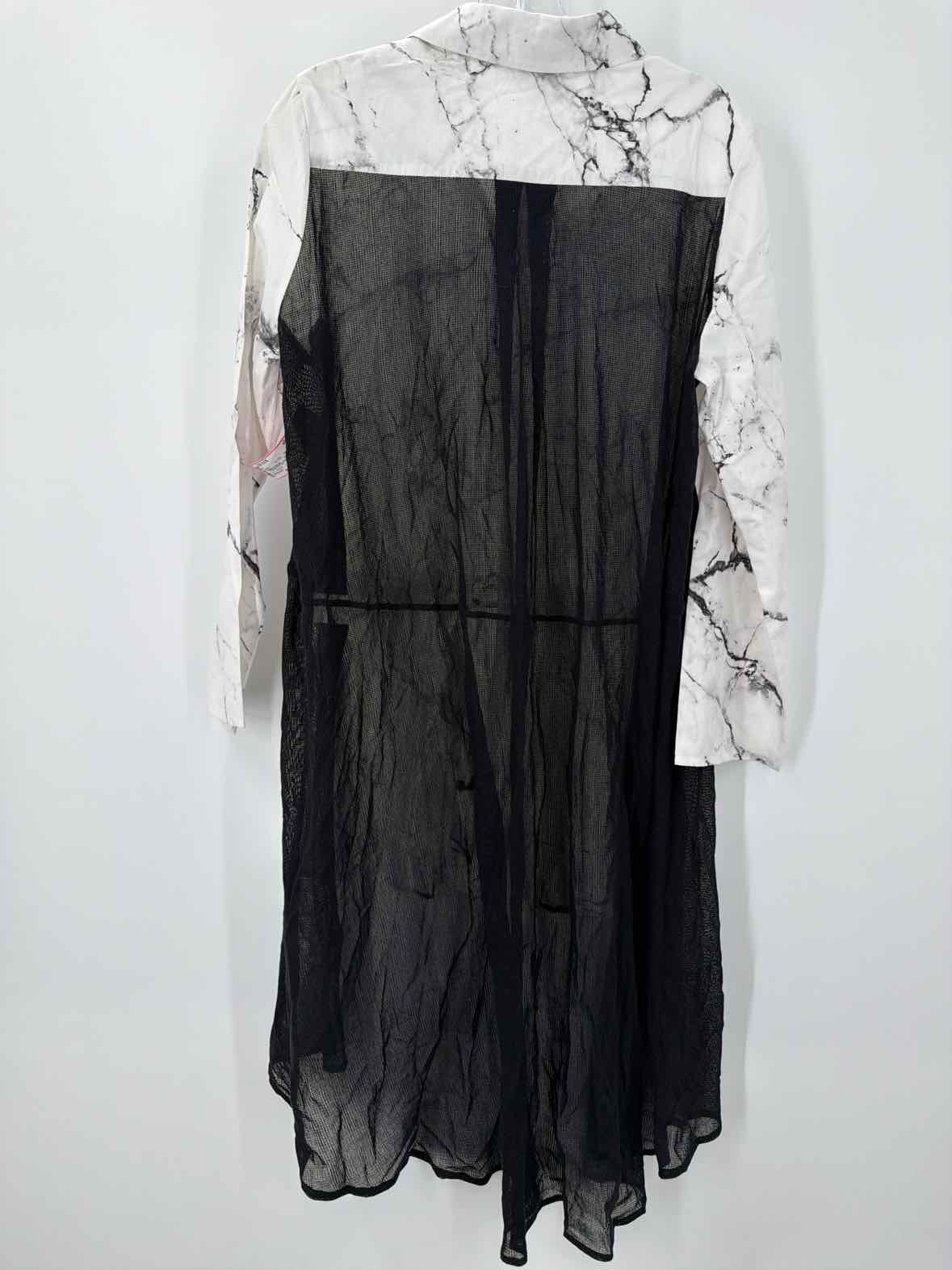 Pre-Owned Marble & Co White Size 3/Large Button Down | True Fashionistas.