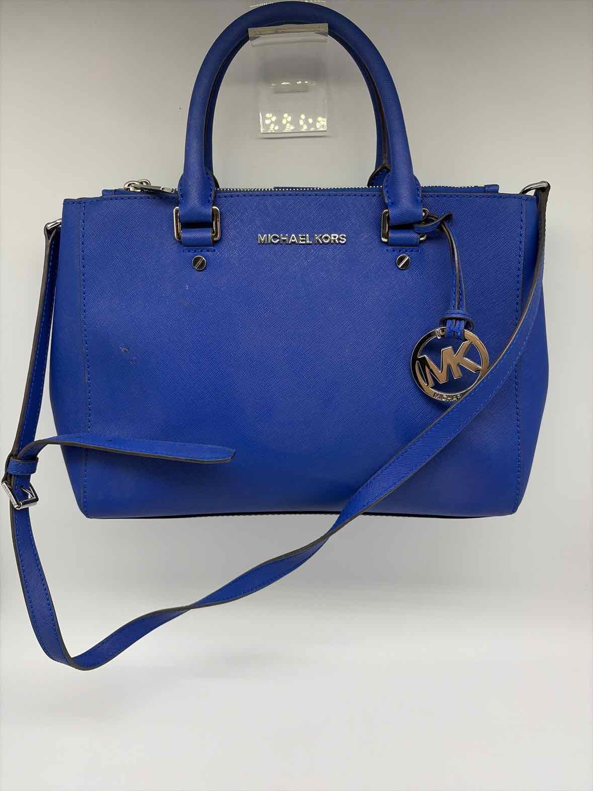 Pre-Owned MICHAEL Michael Kors Blue Crossbody Crossbody | True Fashionistas.