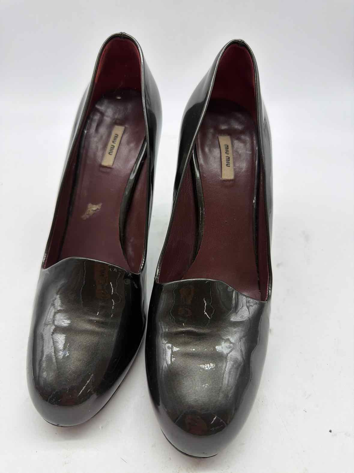 Pre-Owned Miu Miu Green Size 36 Pump Heels | True Fashionistas.