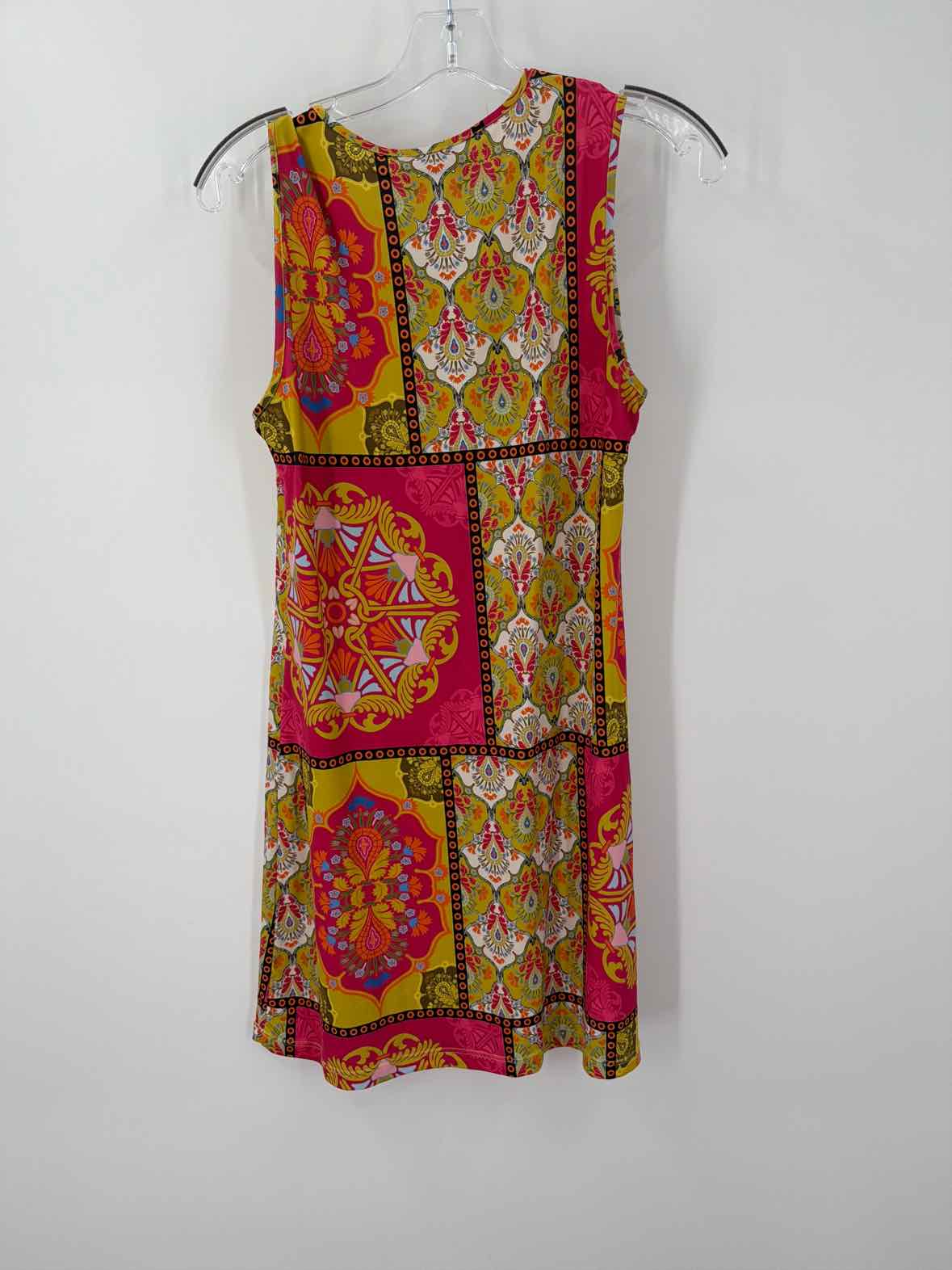 Pre-Owned ISLE Yellow Size Small Short Sleeveless Dress | True Fashionistas.
