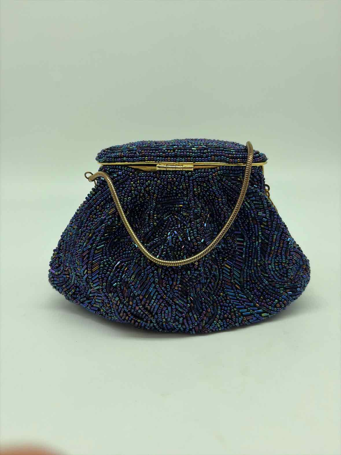 Pre-Owned La Regale Blue Crossbody Crossbody | True Fashionistas.
