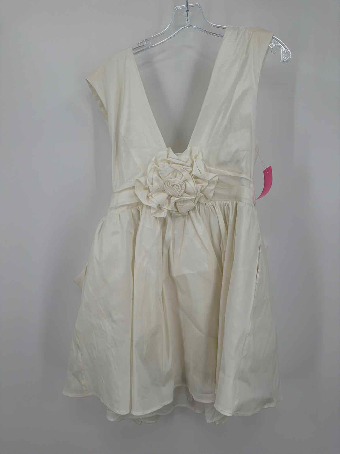 Pre-Owned For Love & Lemons Ivory Size XL Short Sleeveless Dress | True Fashionistas.