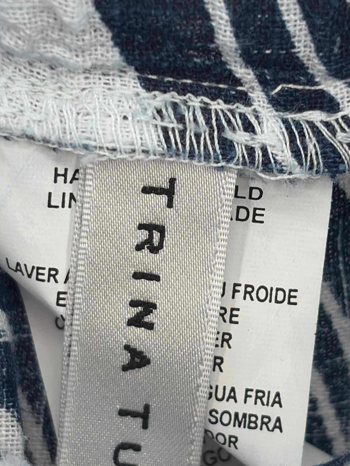 Pre-Owned Trina Turk Navy Size Medium Basic Shorts | True Fashionistas.