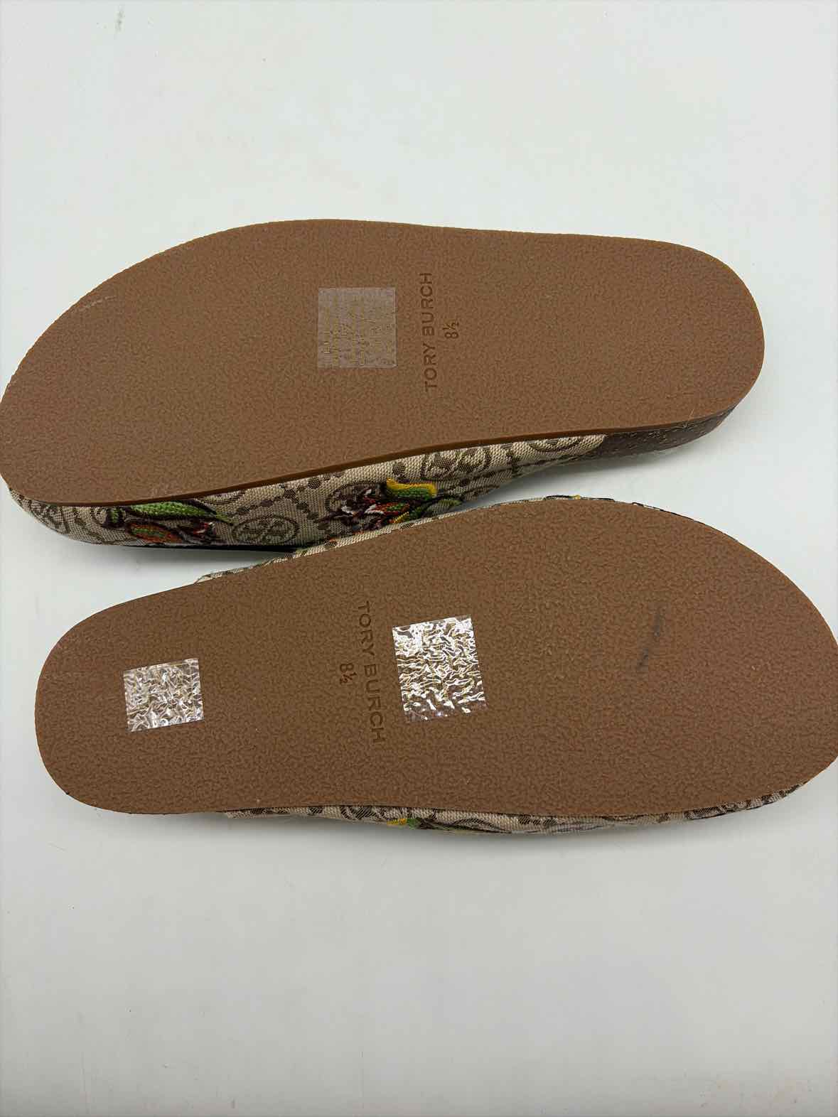 Pre-Owned Tory Burch Tan Size 8.5 Slip On Slippers | True Fashionistas.