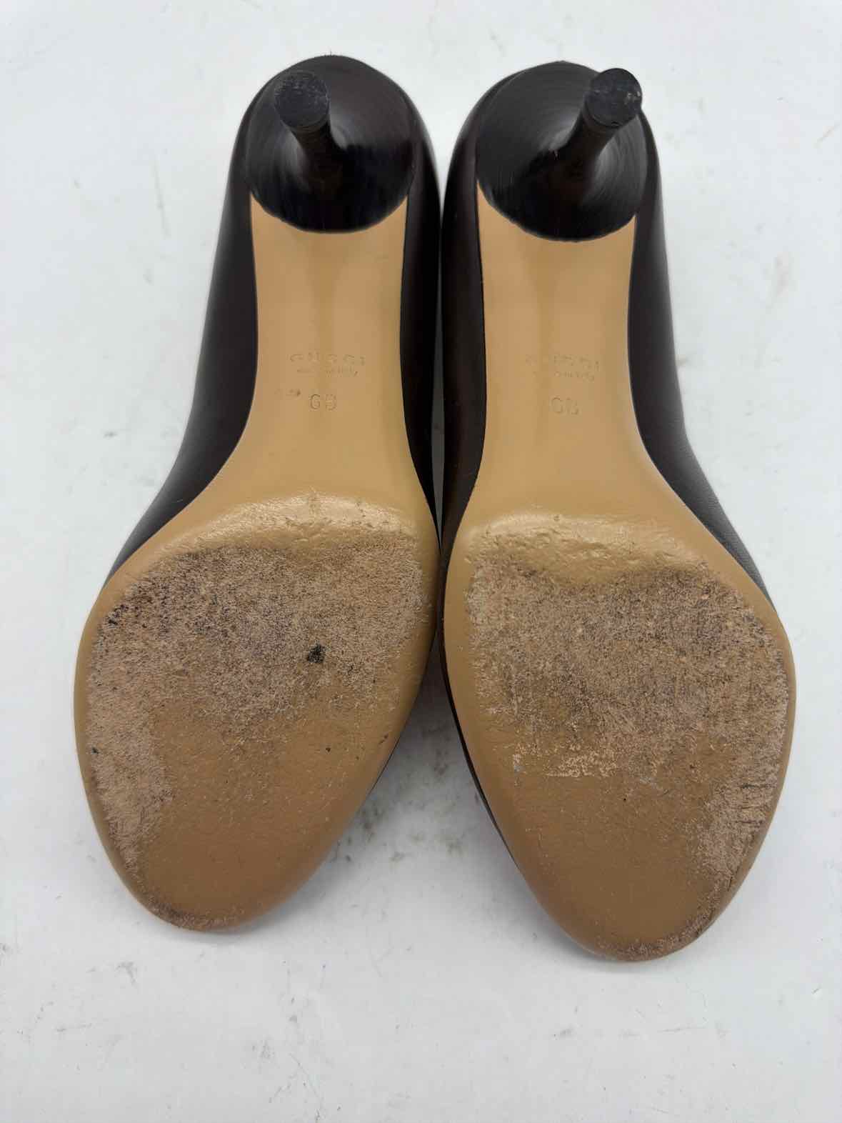 Pre-Owned Gucci Black Size 6 Pump Heels | True Fashionistas.