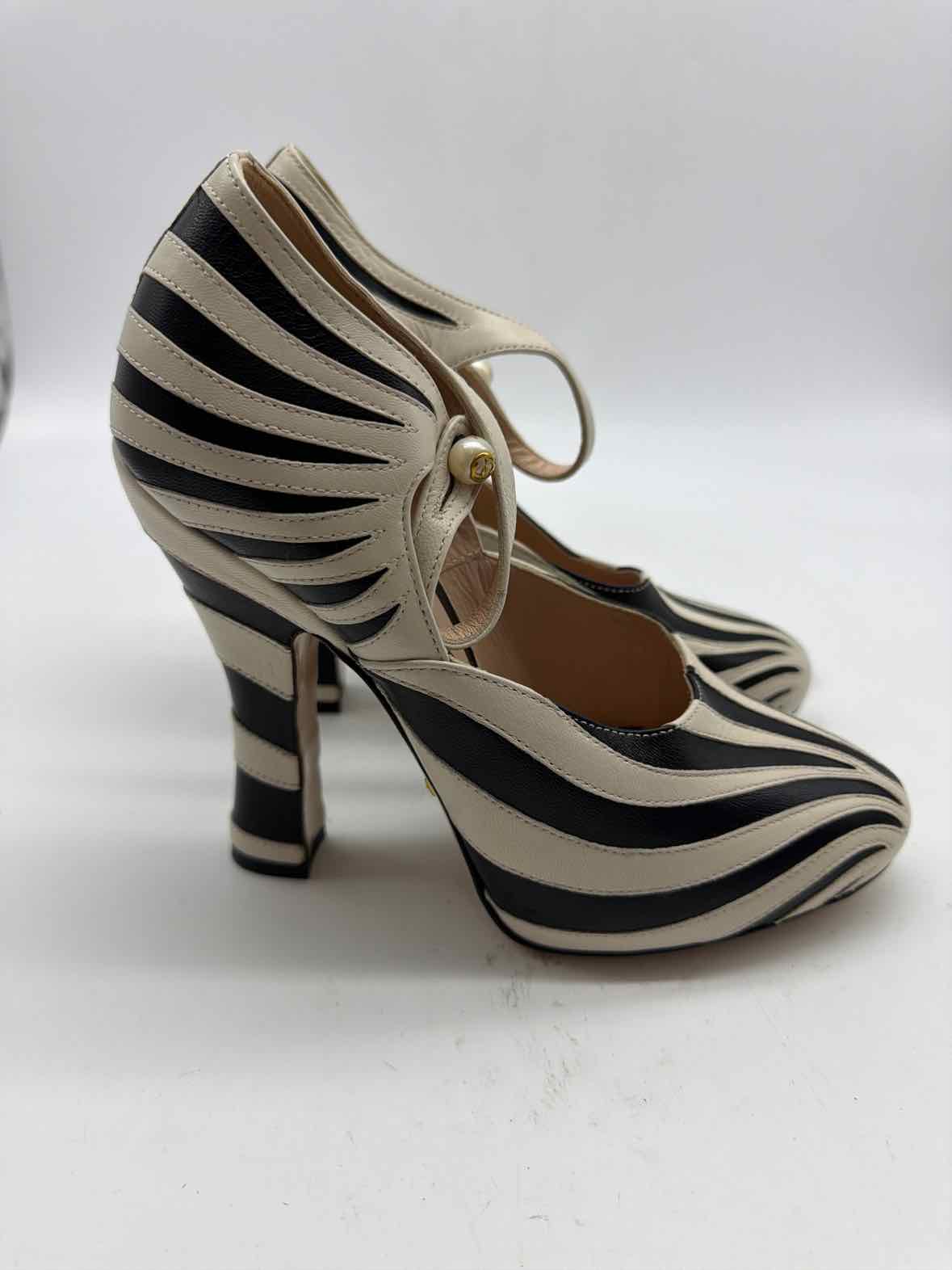 Pre-Owned Gucci White Size 6 Zebra Print Ankle Strap Heels | True Fashionistas.