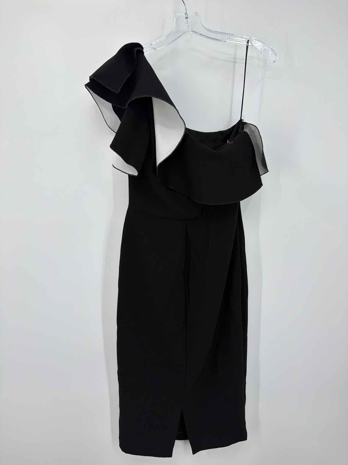 Pre-Owned AIDA Black Size 6 Cocktail Short Sleeveless Dress | True Fashionistas.