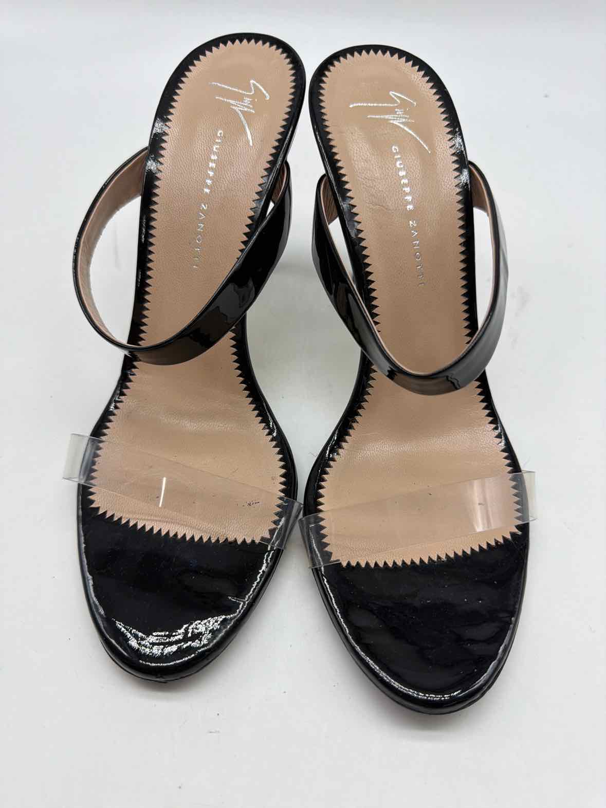 Pre-Owned Giuseppe Zanotti Black Size 39 Mule Heels | True Fashionistas.