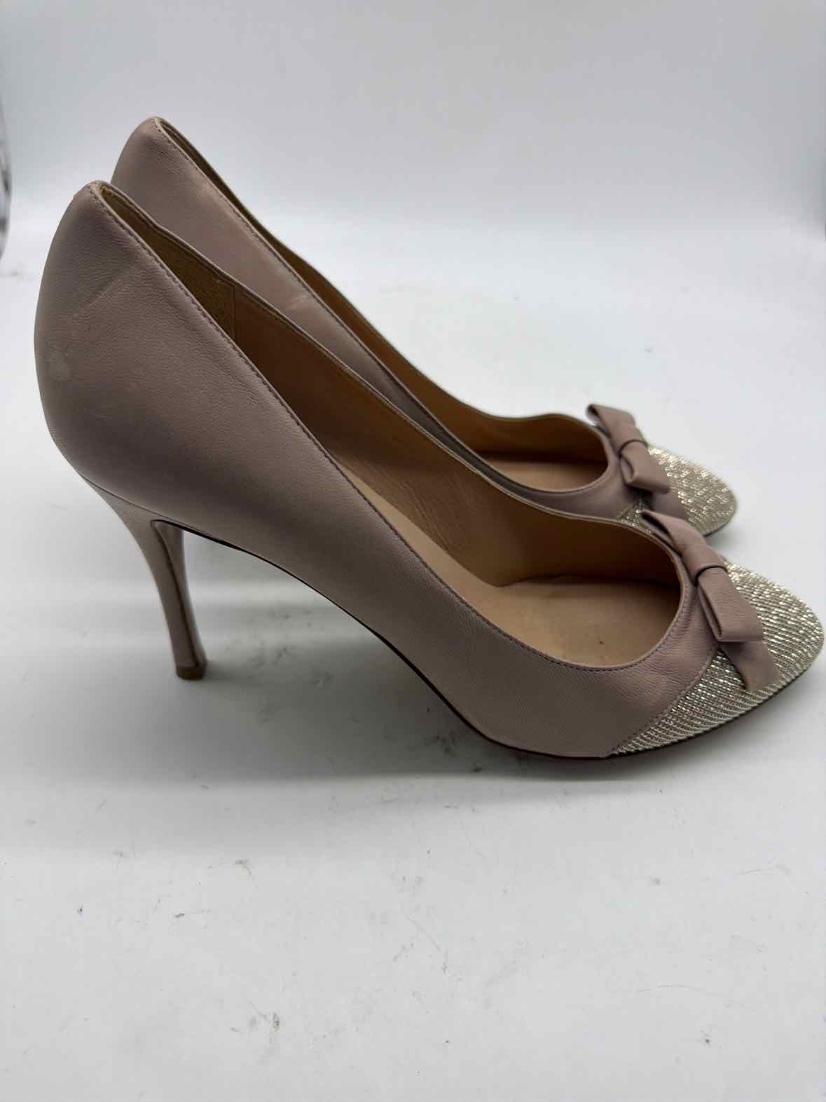 Pre-Owned Valentino Tan Size 11 Pump Heels | True Fashionistas.