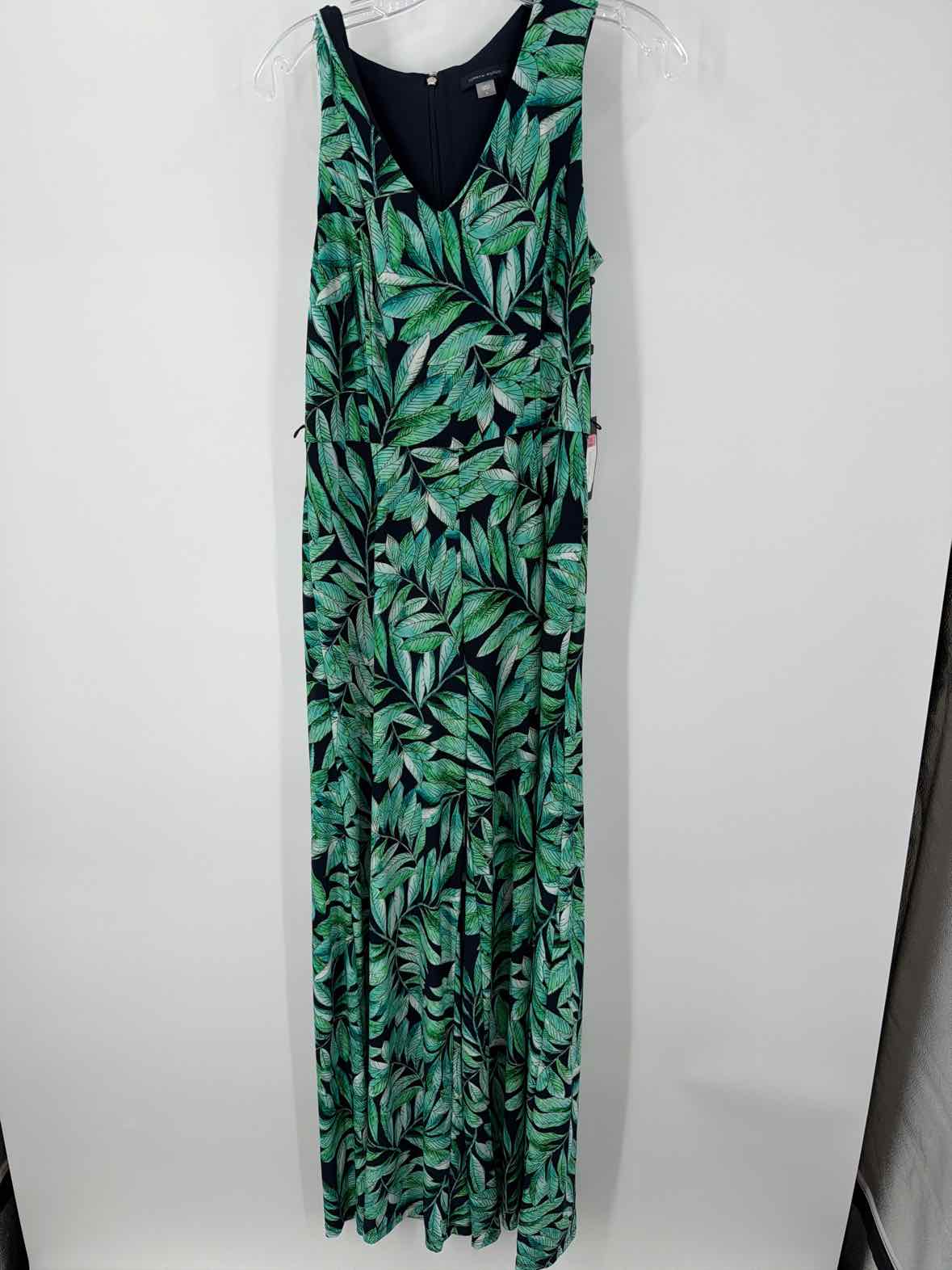 Pre-Owned Tommy Hilfiger Green Size 4 Sleeveless Jumpsuit | True Fashionistas.