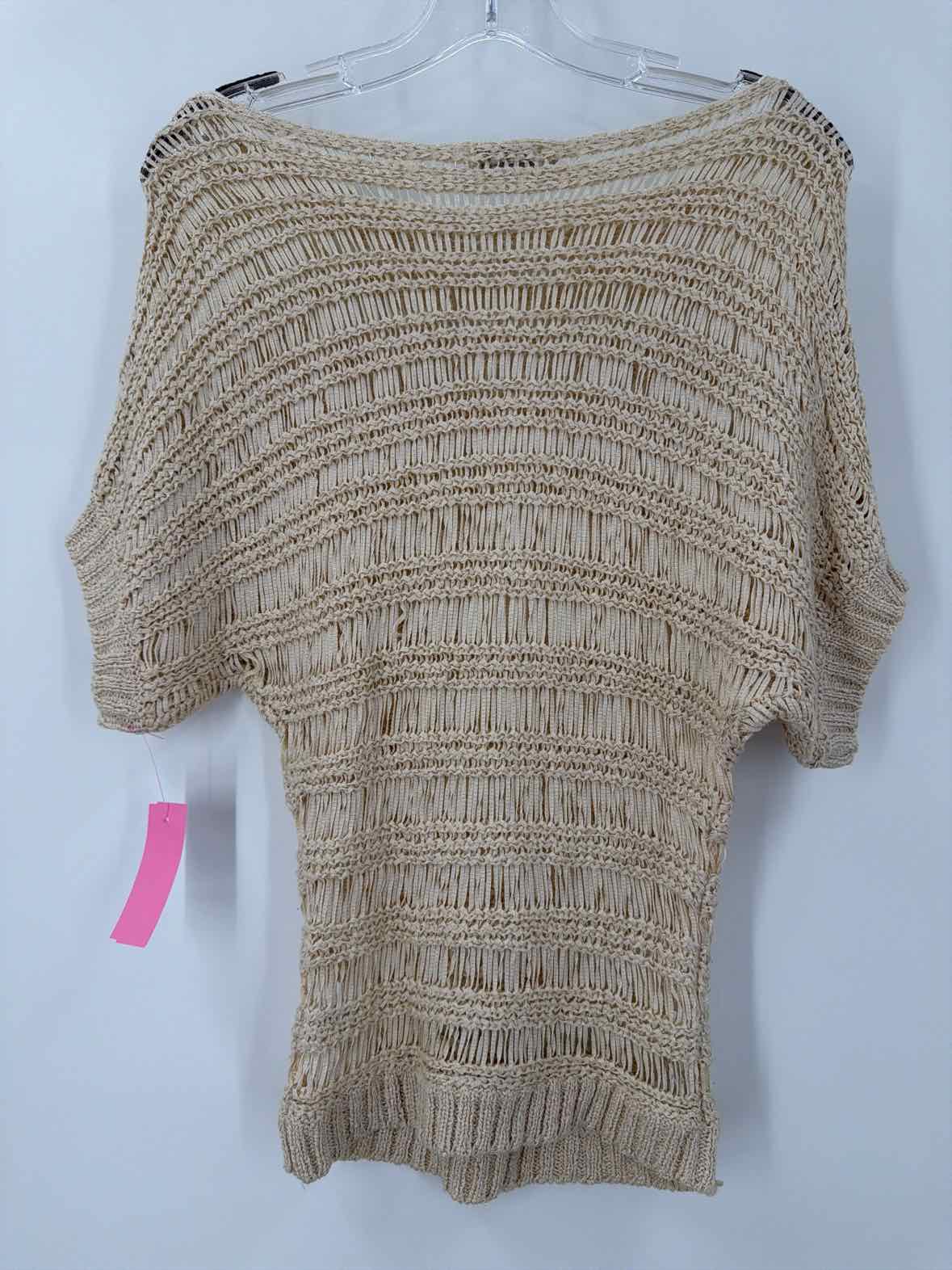 Pre-Owned Hinge Ivory Size Small Short Sleeve Sweater | True Fashionistas.