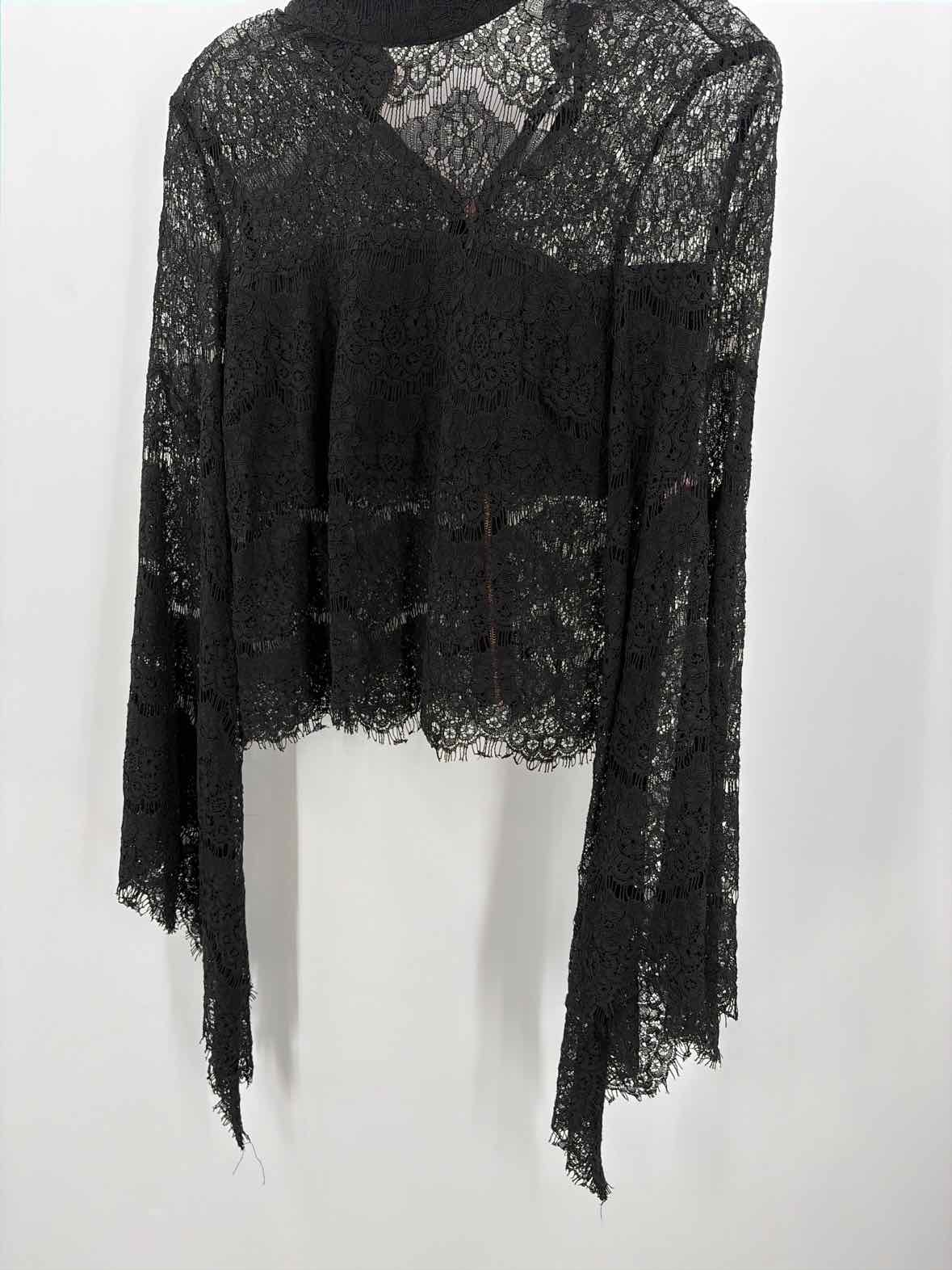 Pre-Owned Do + Be Black Size Small Lace Long Sleeve Blouse | True Fashionistas.