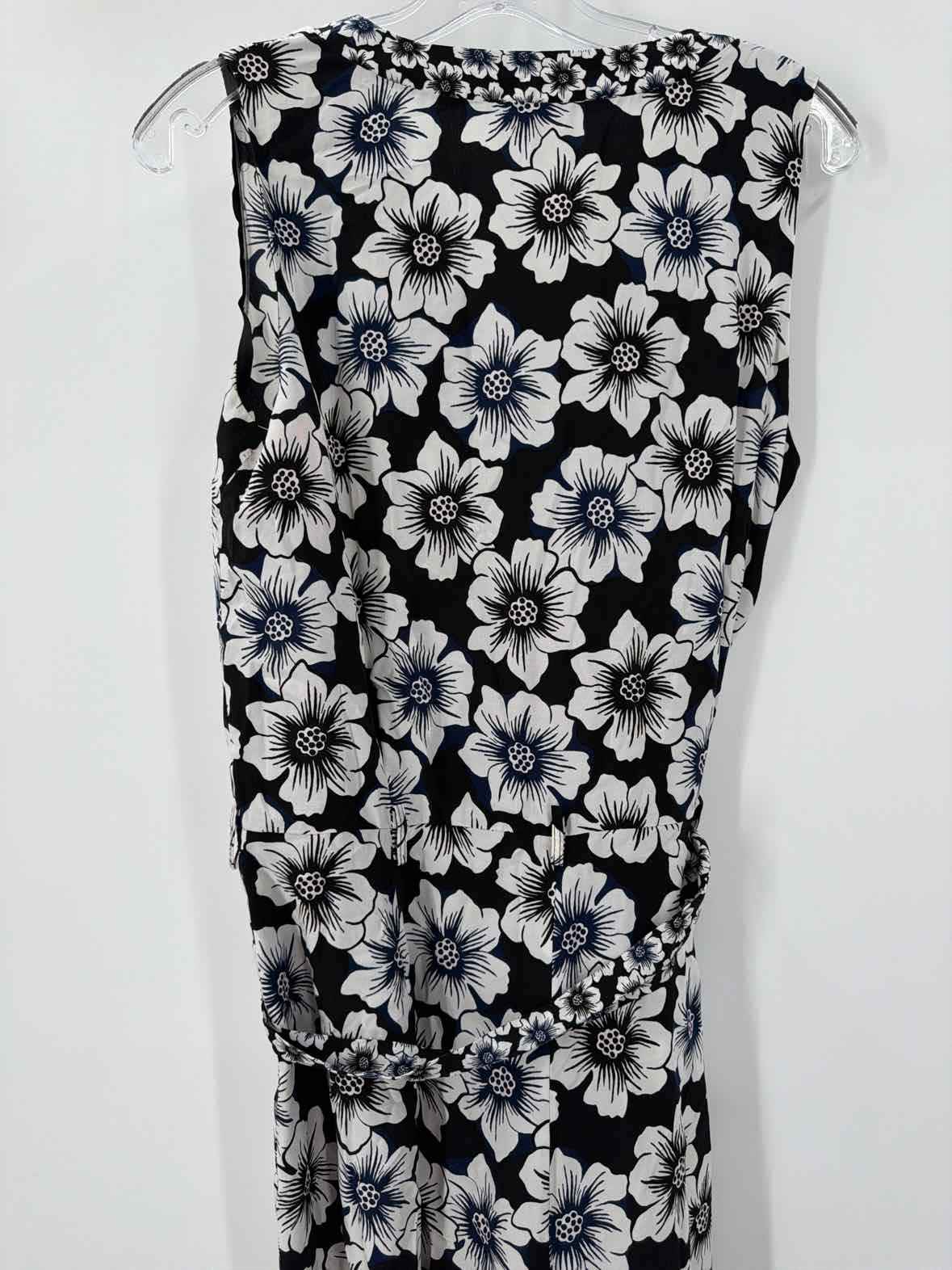 Pre-Owned Kate Spade Black Size Medium Sleeveless Jumpsuit | True Fashionistas.