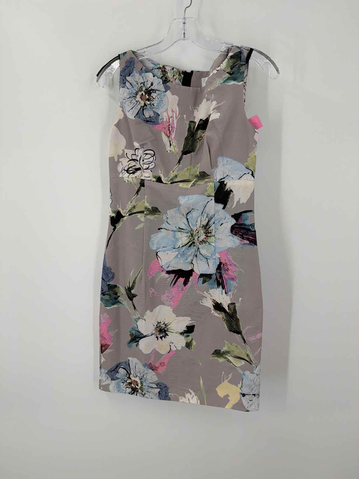 Pre-Owned Milly Grey Size 4 Short Sleeveless Dress | True Fashionistas.