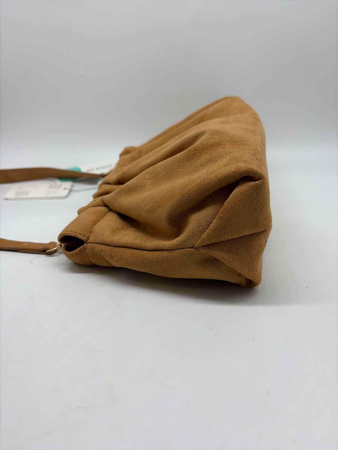 Pre-Owned Moda Luxe Tan Shoulder Bag Shoulder Bag | True Fashionistas.