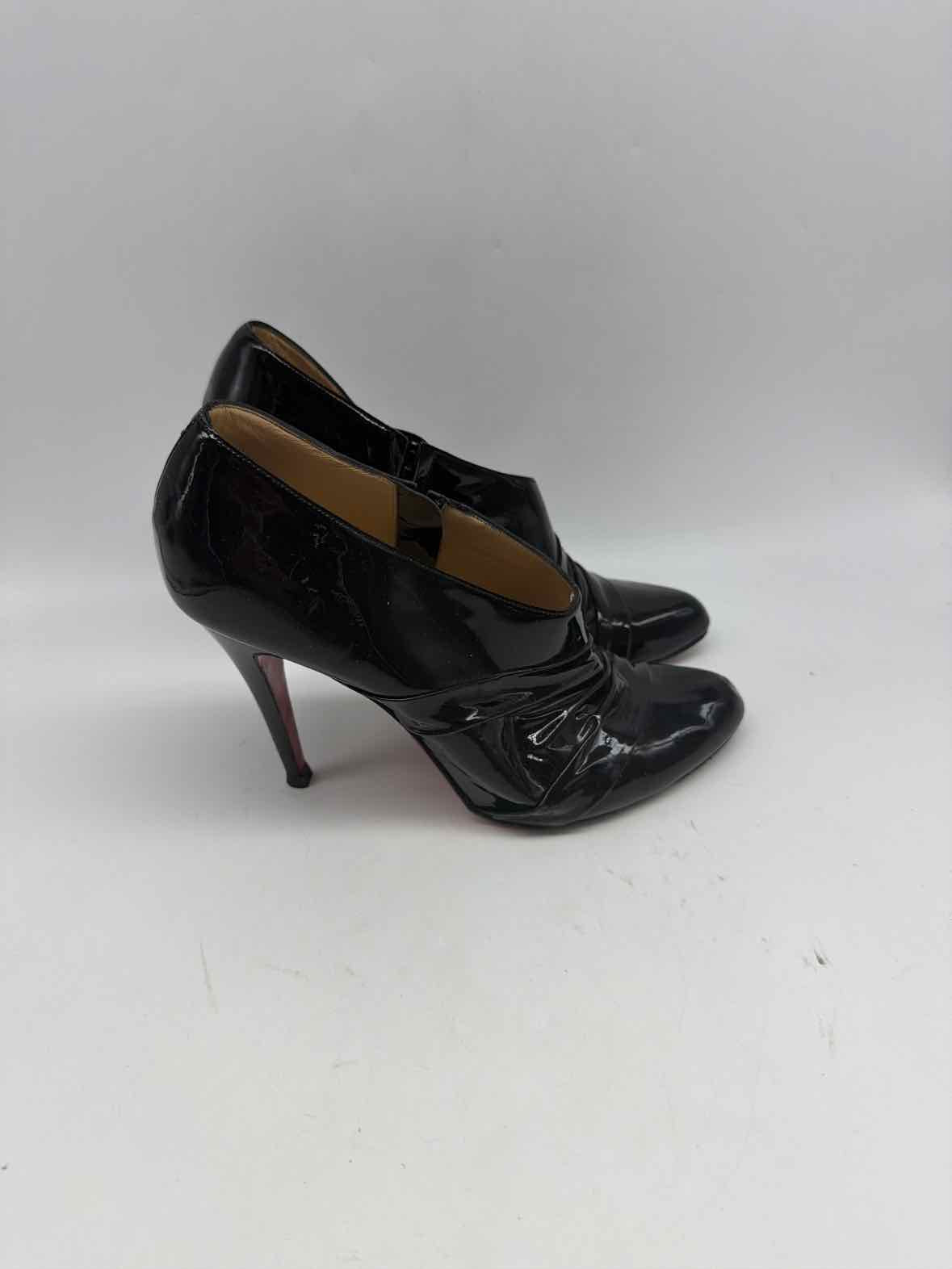 Pre-Owned Christian Louboutin Black Size 41 Ankle Boot Boots | True Fashionistas.