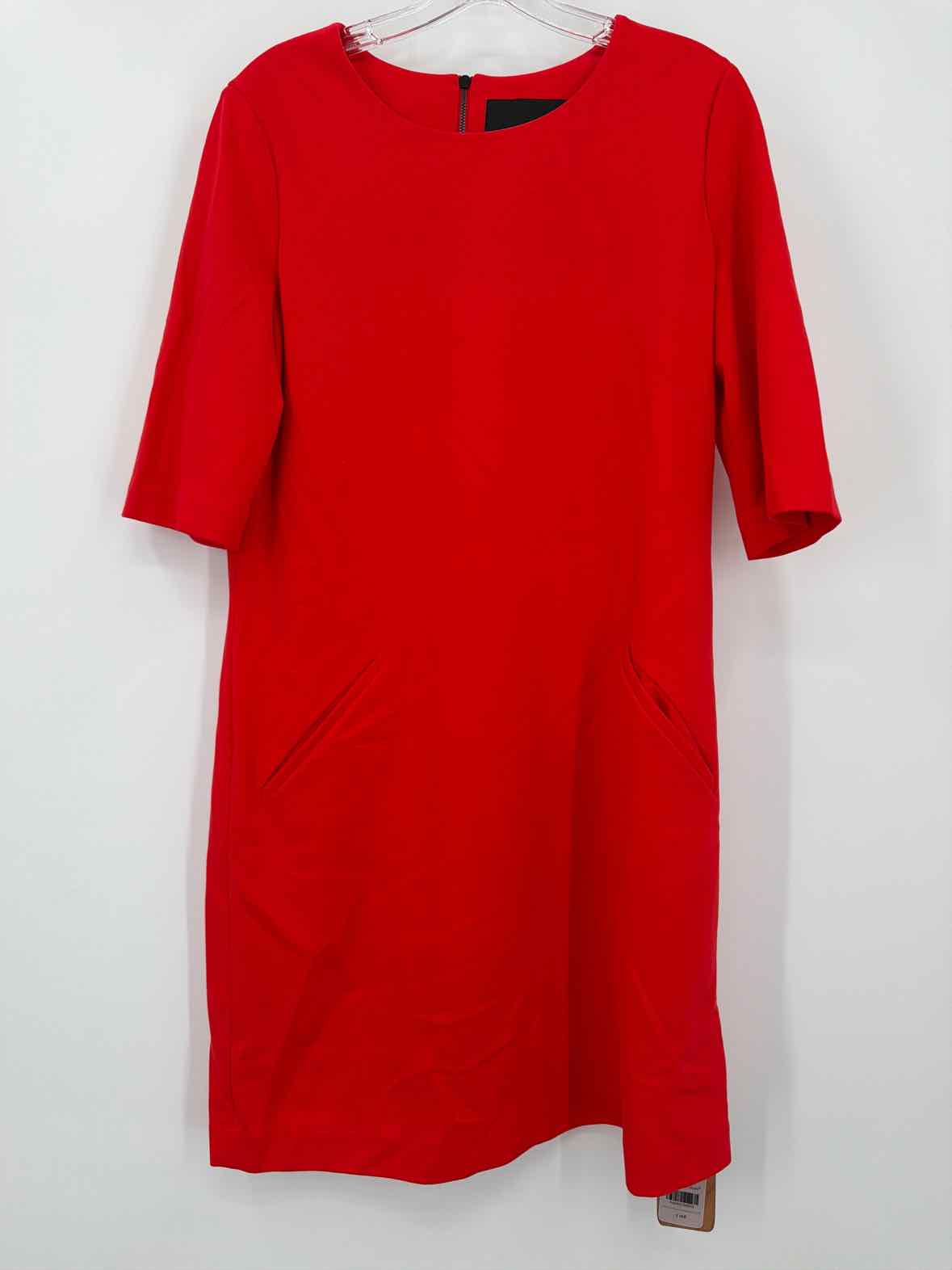 Pre-Owned The Eight Senses Red Size XL Short Short Sleeve Dress | True Fashionistas.