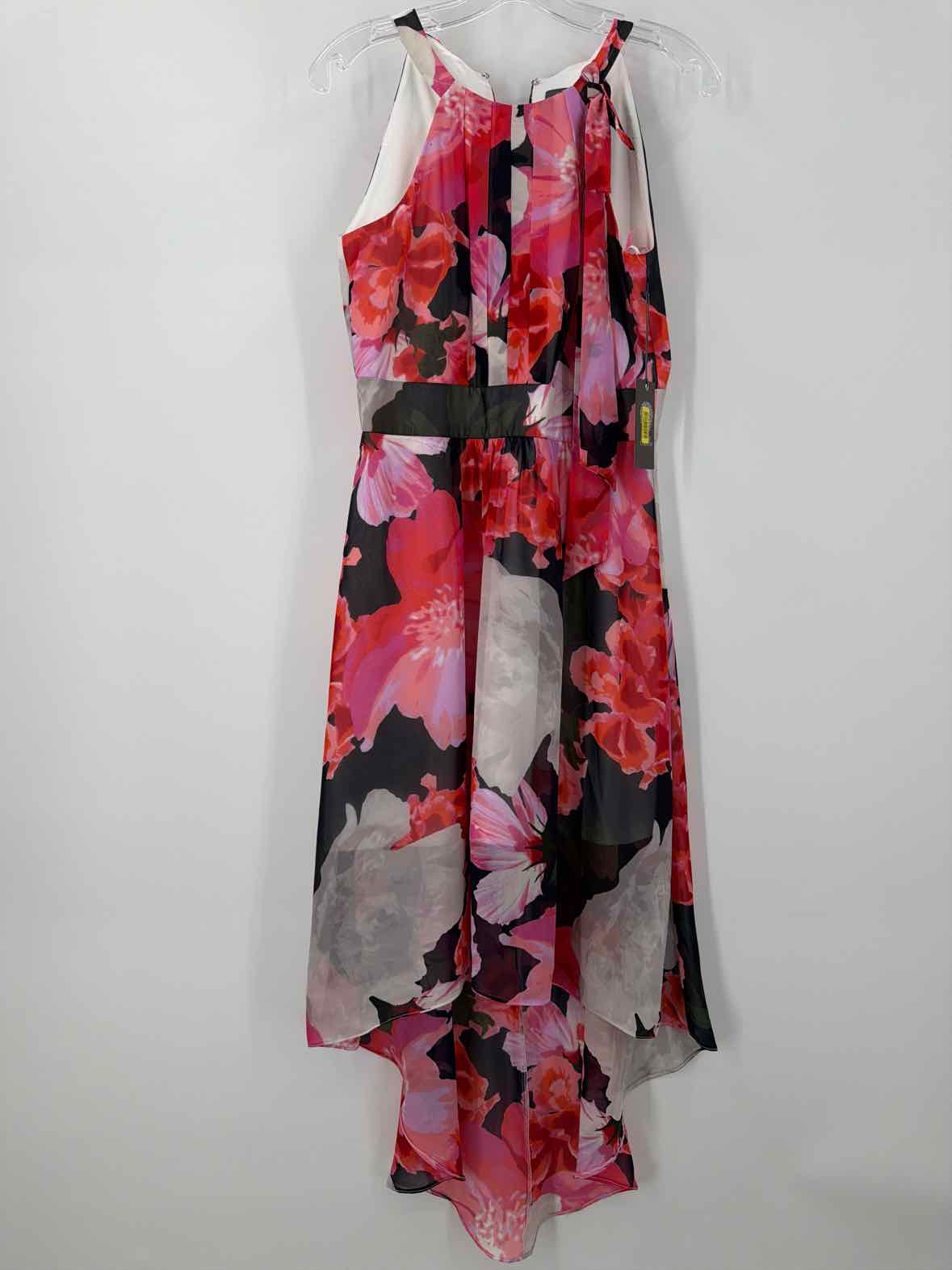 Pre-Owned Vince Camuto Pink Size 4 Short Sleeveless Dress | True Fashionistas.