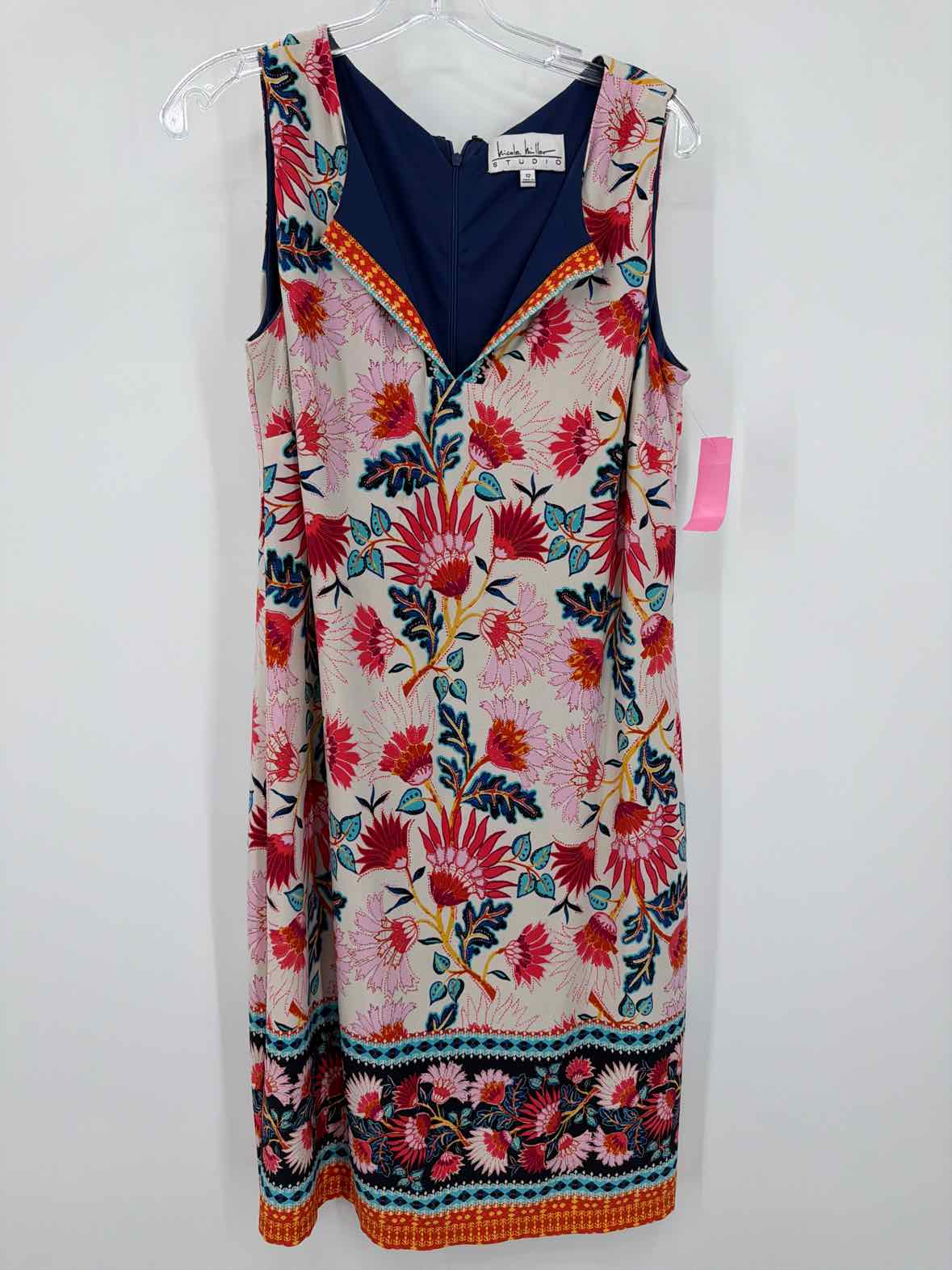 Pre-Owned Nicole Miller Studio White Size 12 Short Sleeveless Dress | True Fashionistas.