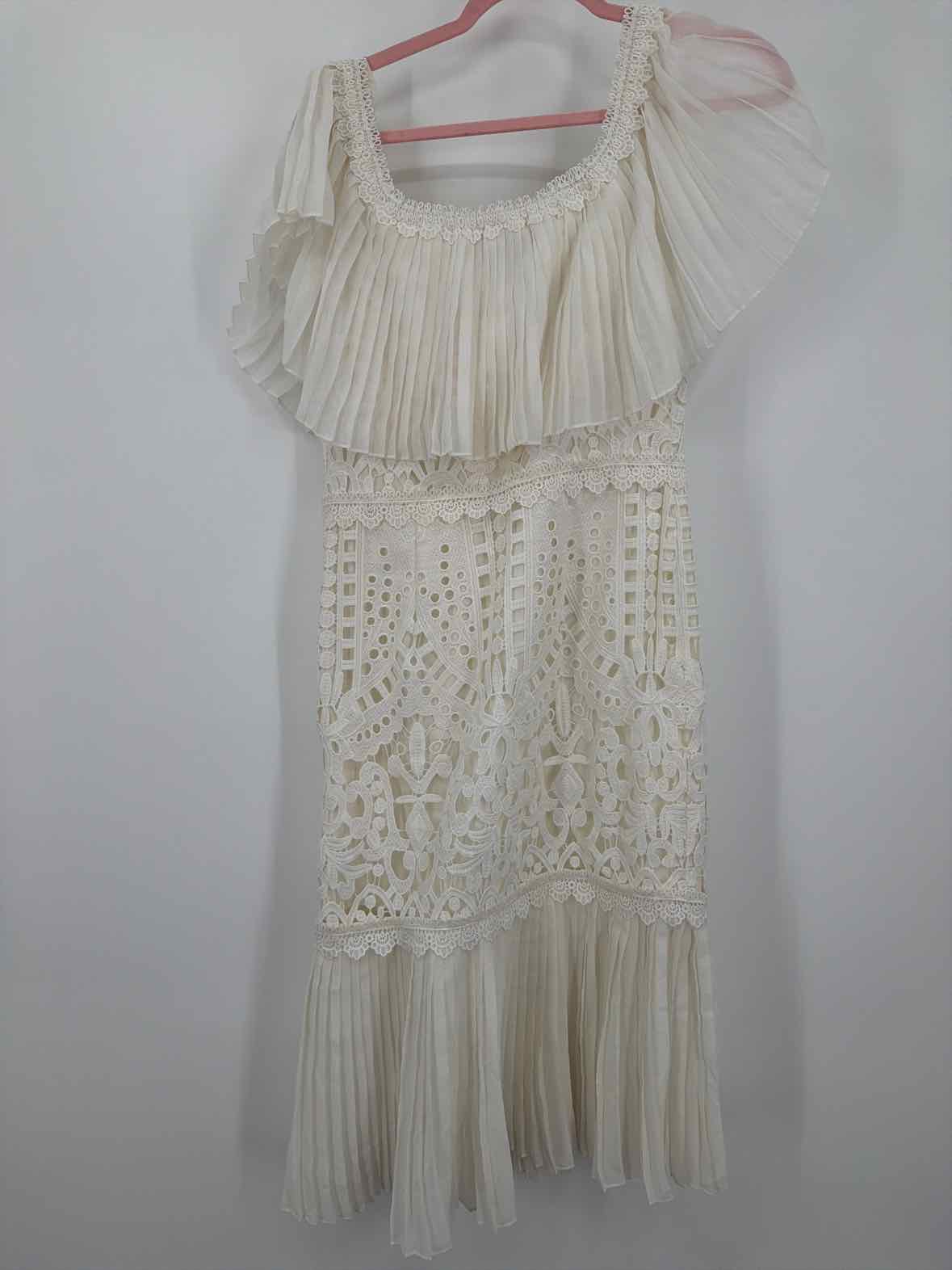 Pre-Owned Temperley White Size 8 Long Evening Gown | True Fashionistas.